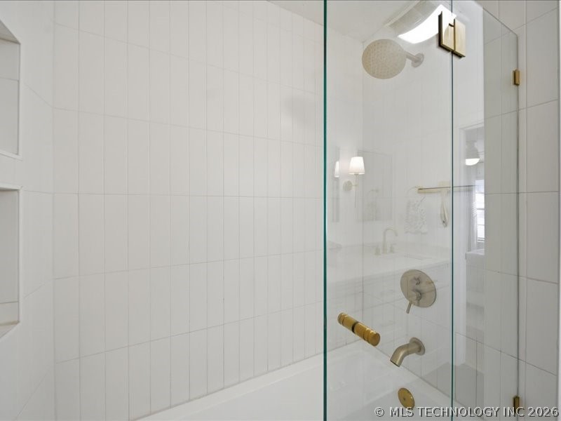 7101 E 99th Street Property Photo 18