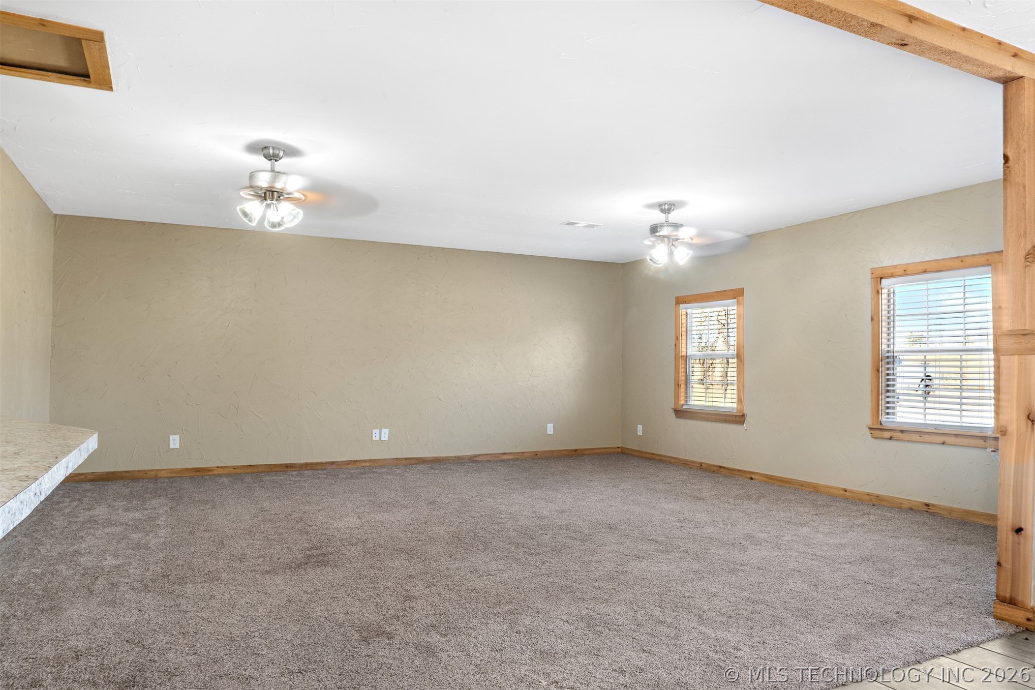 365 Tandy Walker Property Photo 2