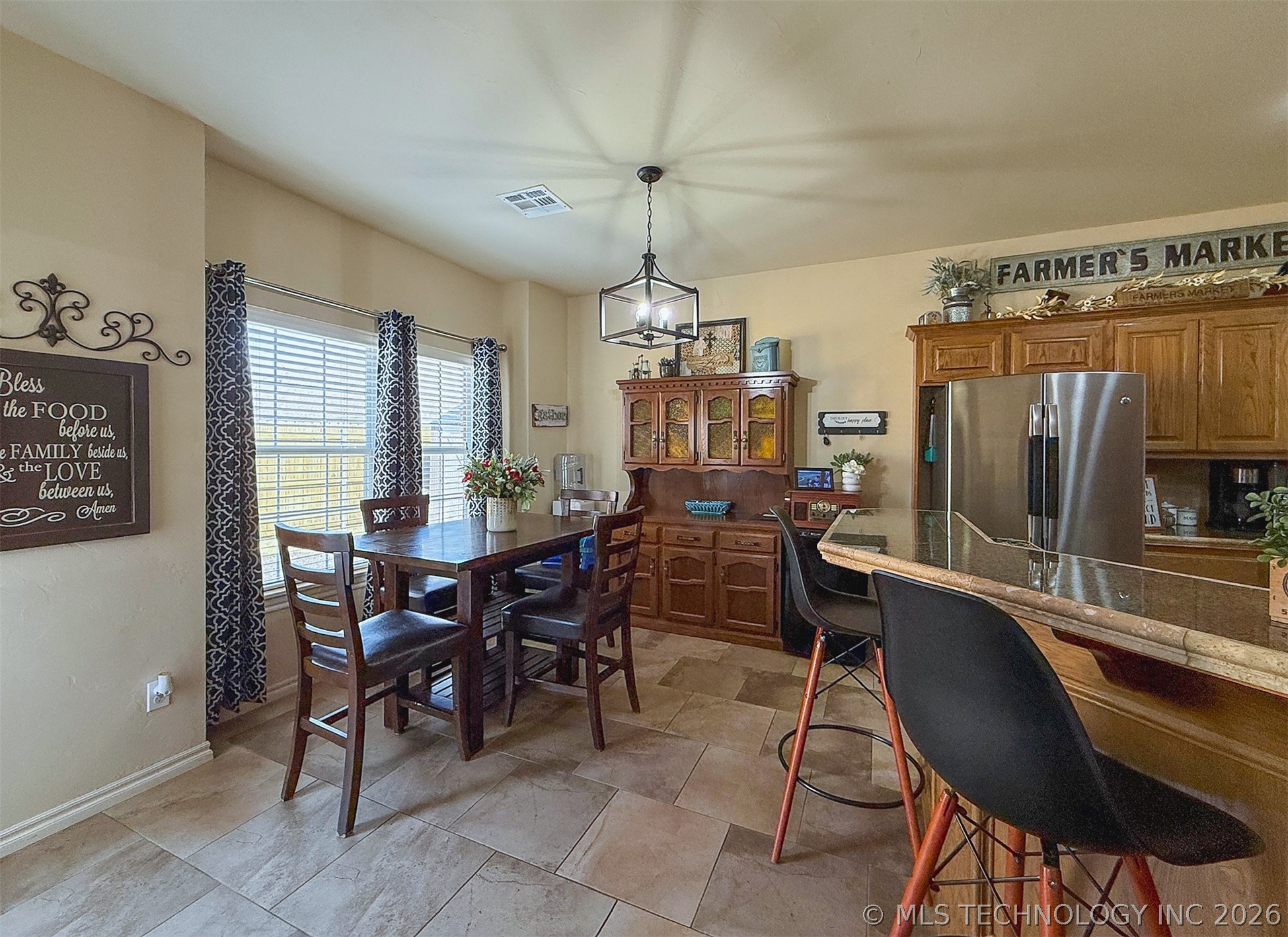 1218 Legacy Drive Property Photo 9