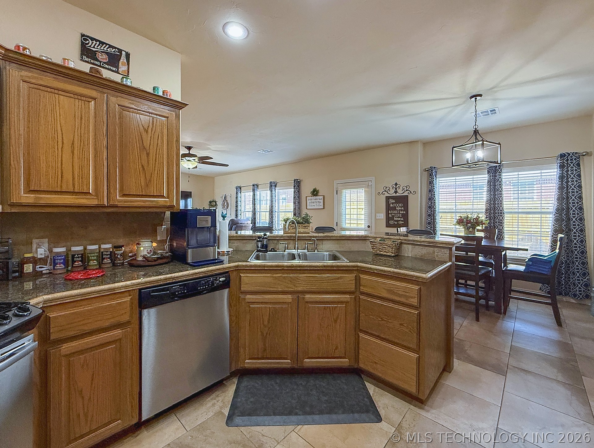 1218 Legacy Drive Property Photo 12