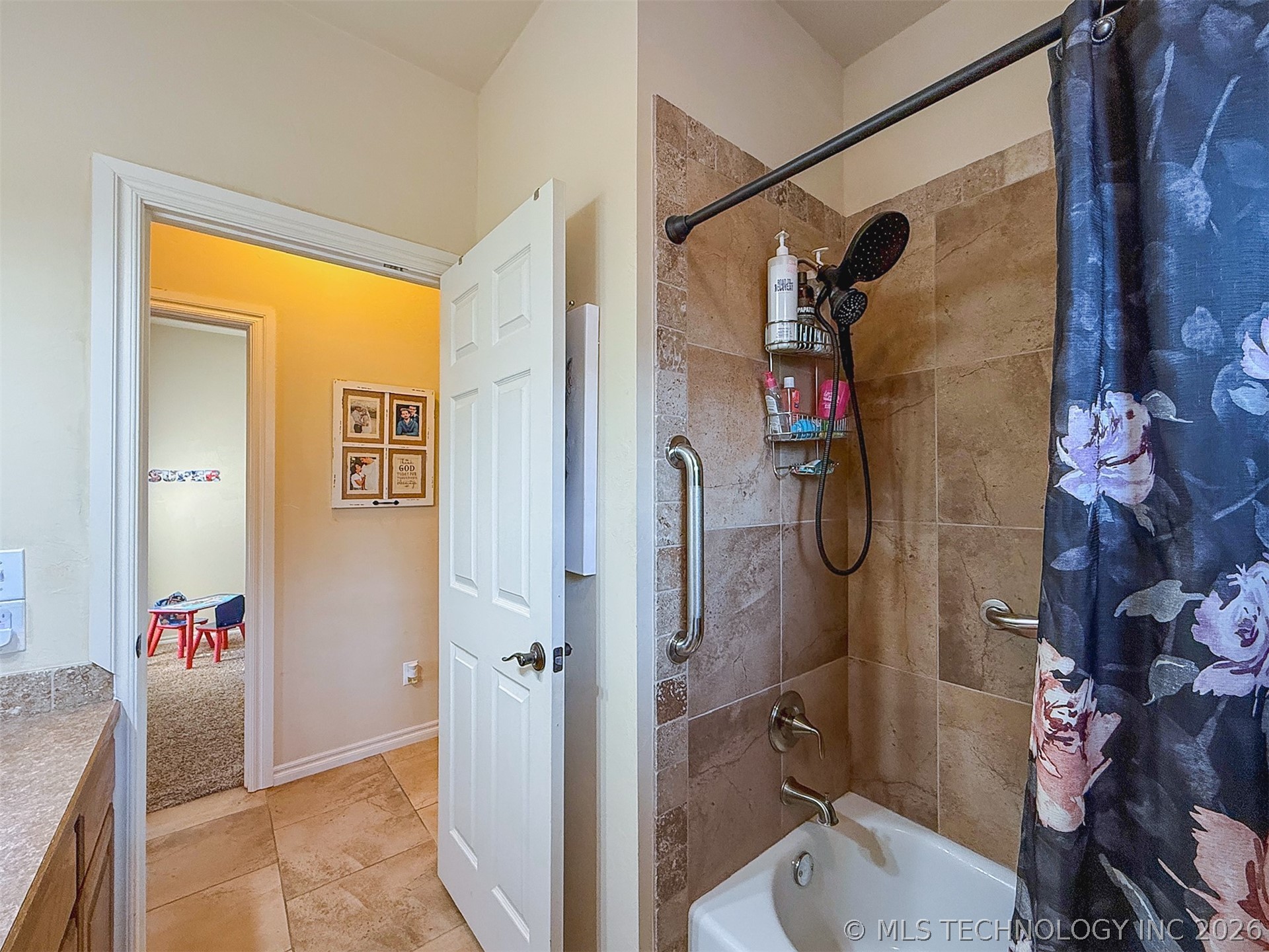 1218 Legacy Drive Property Photo 20