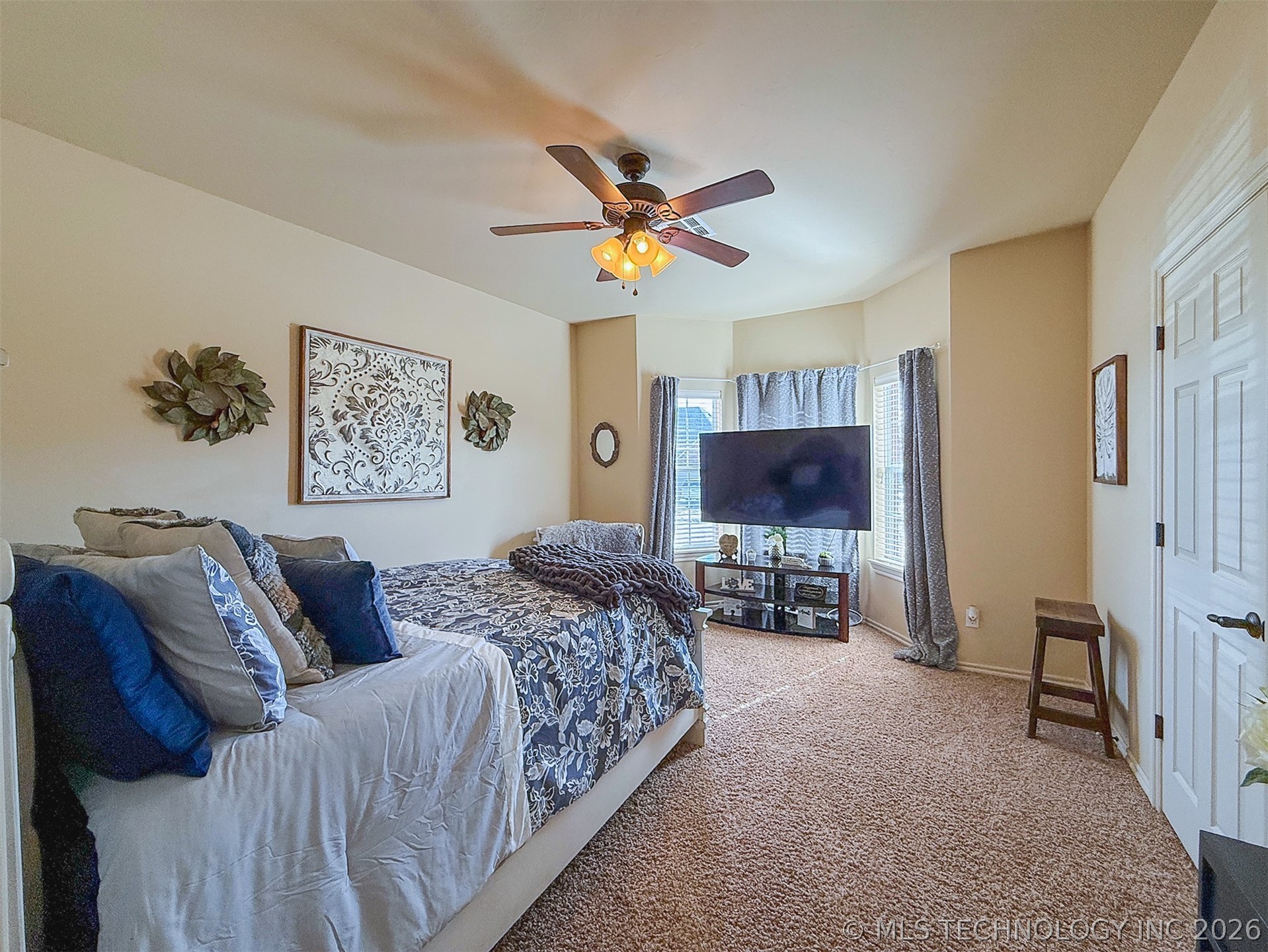 1218 Legacy Drive Property Photo 21