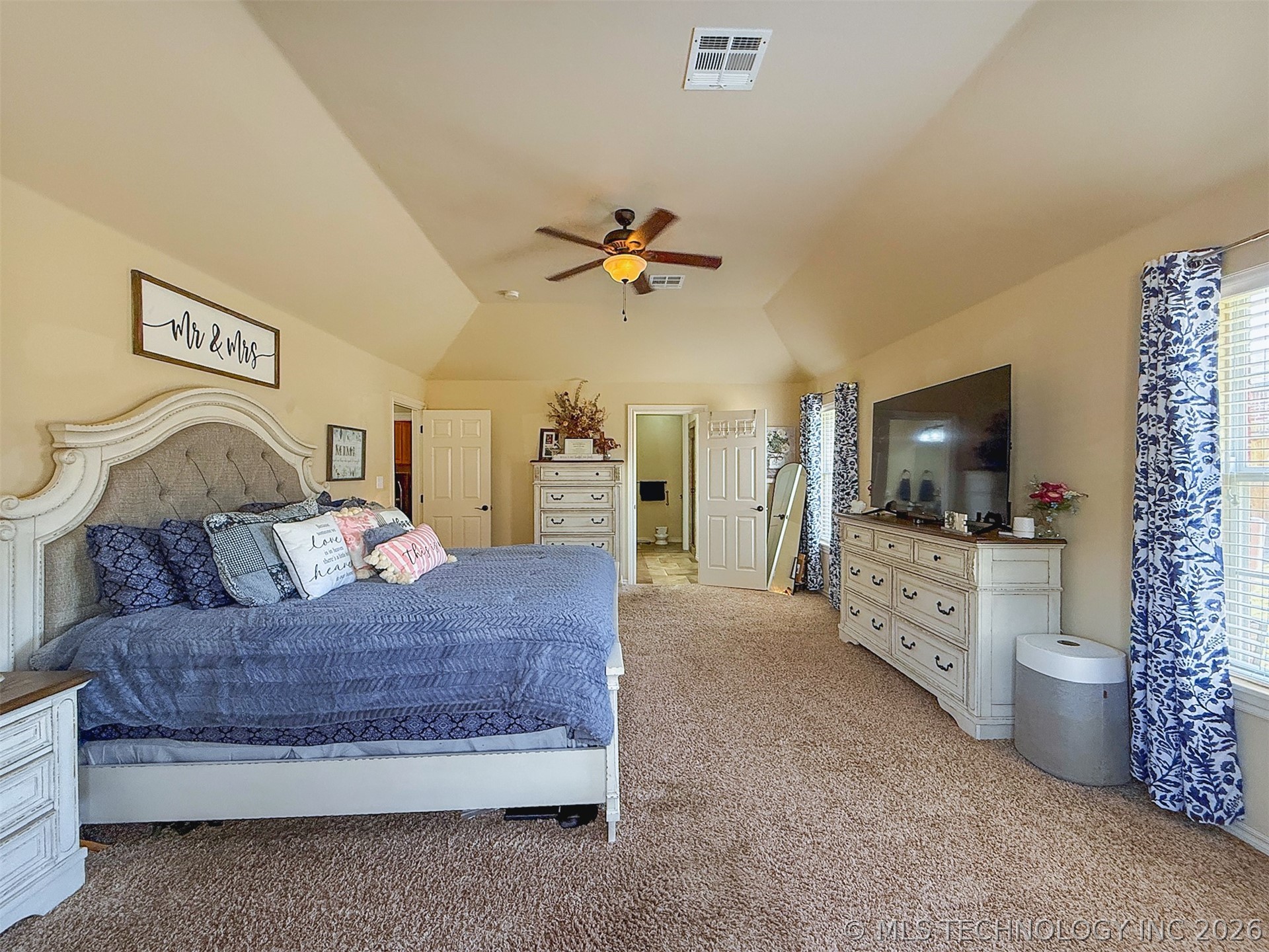 1218 Legacy Drive Property Photo 26