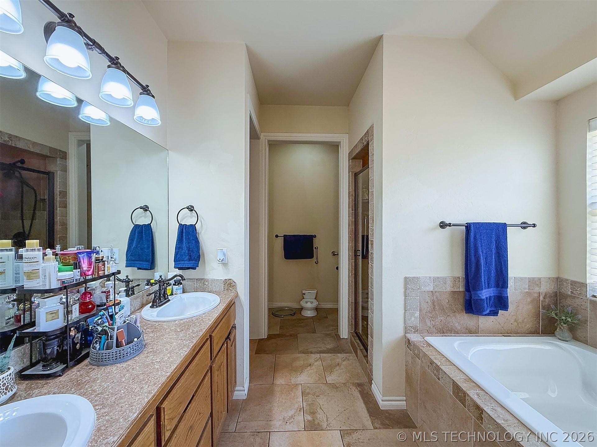 1218 Legacy Drive Property Photo 28