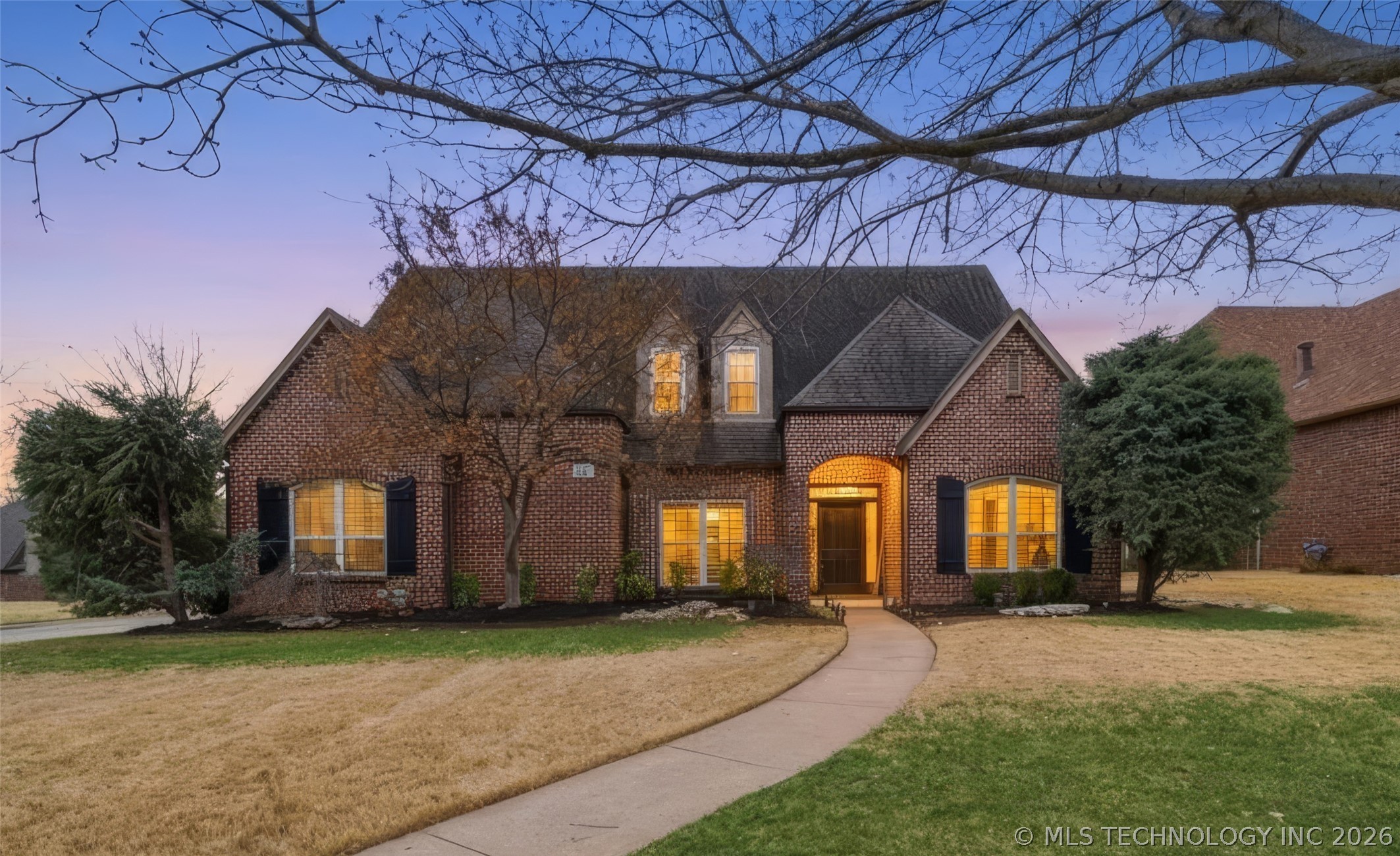 9152 E 103rd Street Property Photo 1