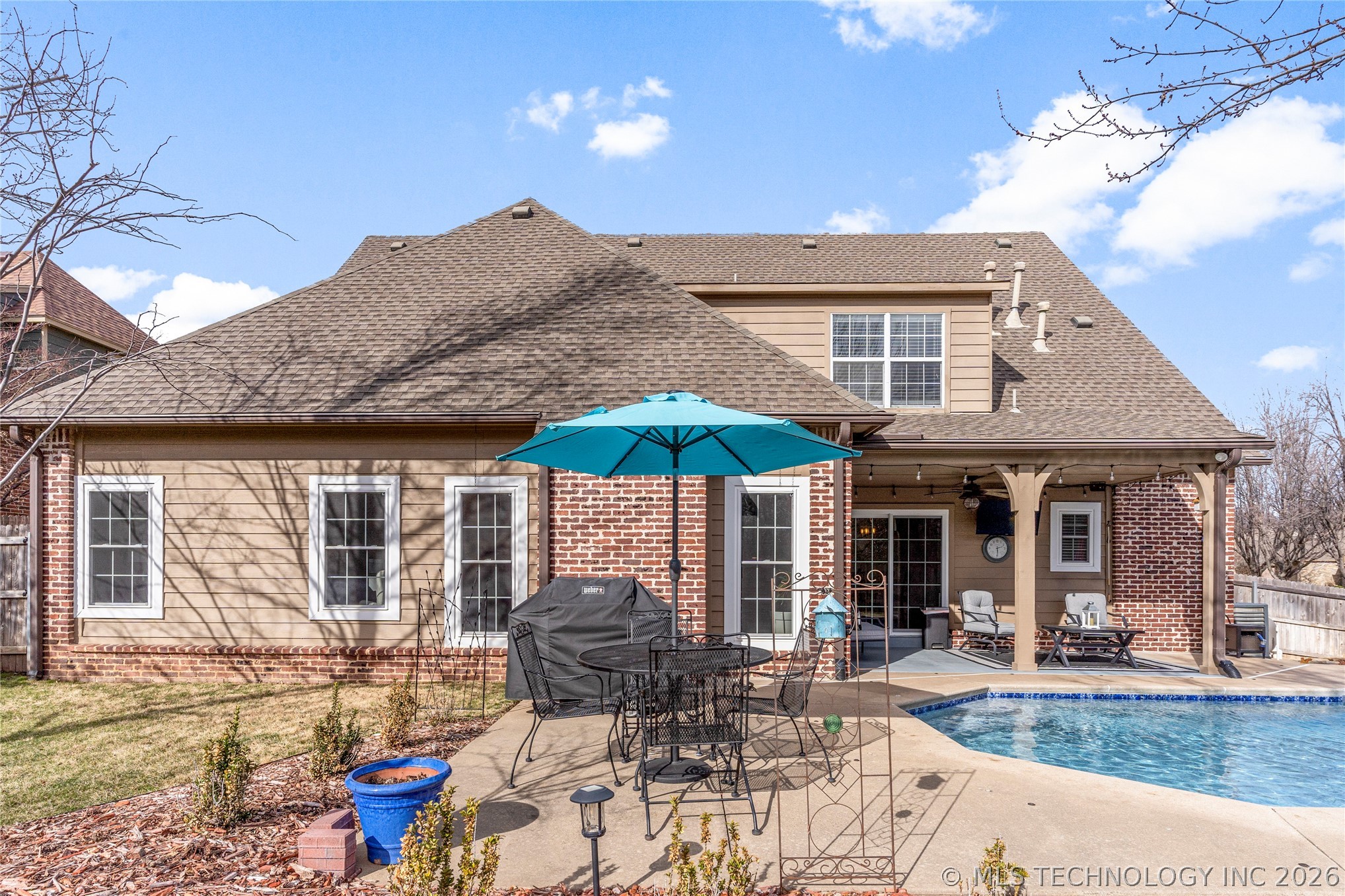 9152 E 103rd Street Property Photo 5