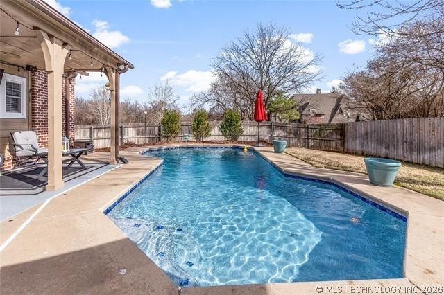 9152 E 103rd Street Property Photo 9