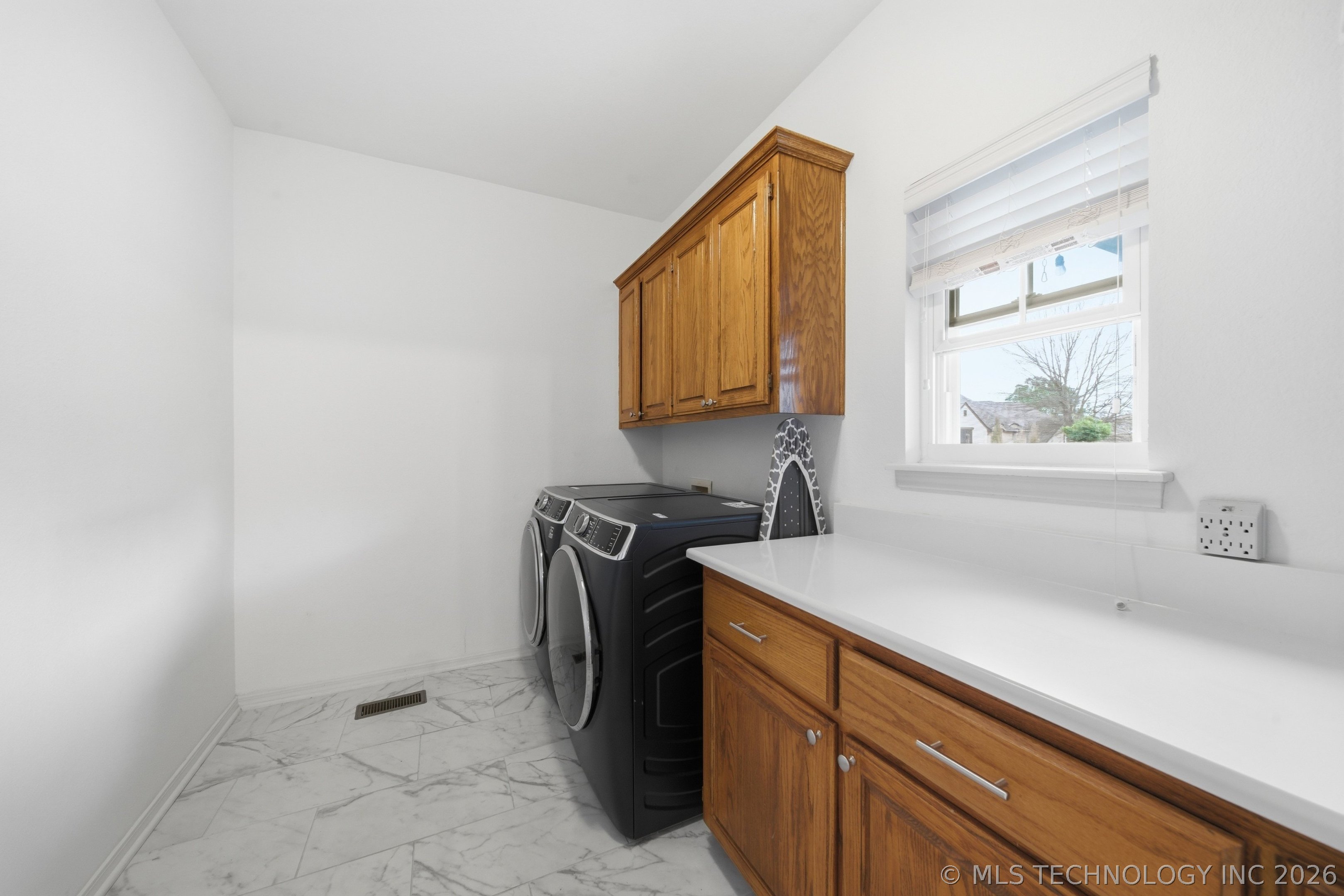 9152 E 103rd Street Property Photo 30