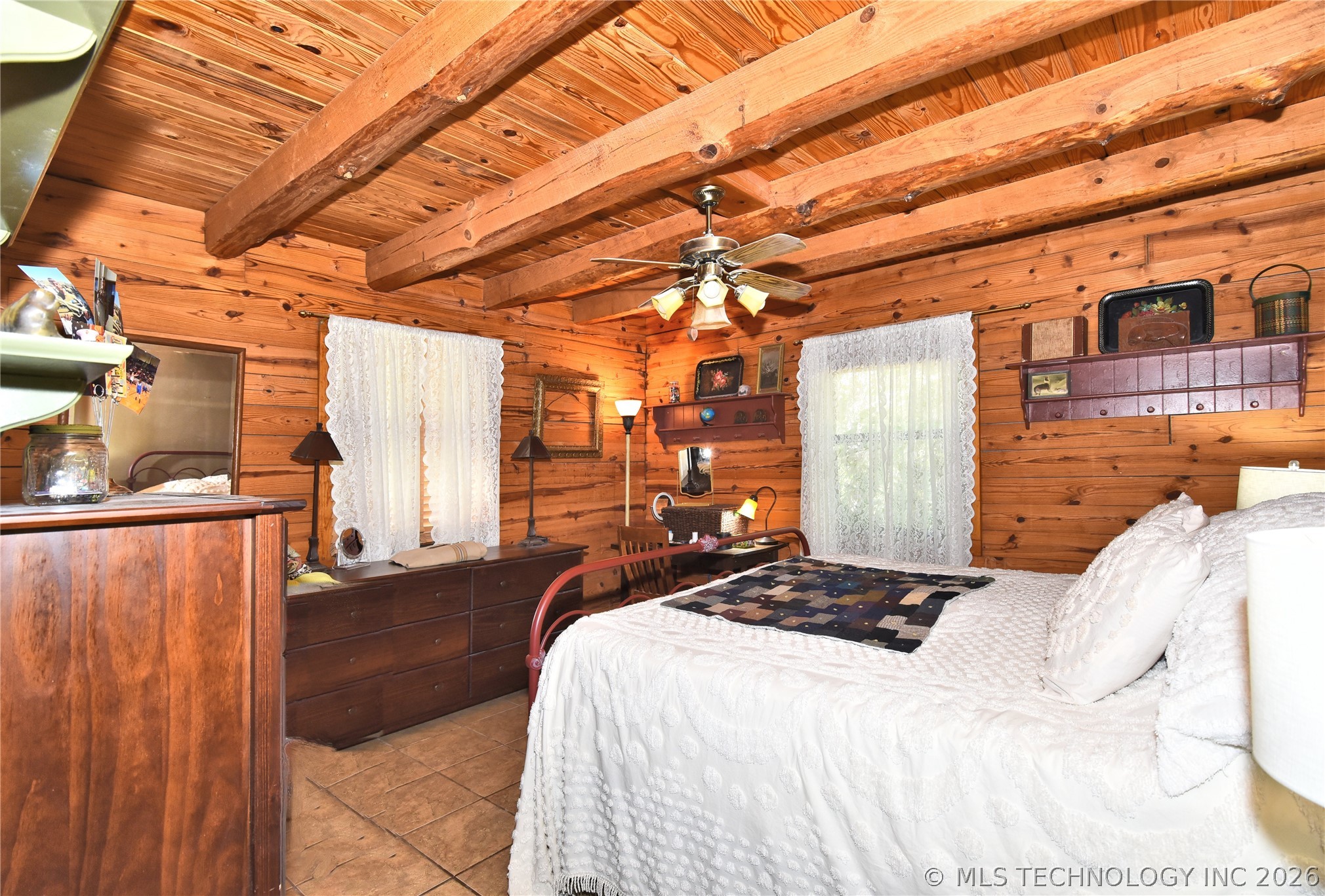 1884 County Road 5535 Property Photo 7