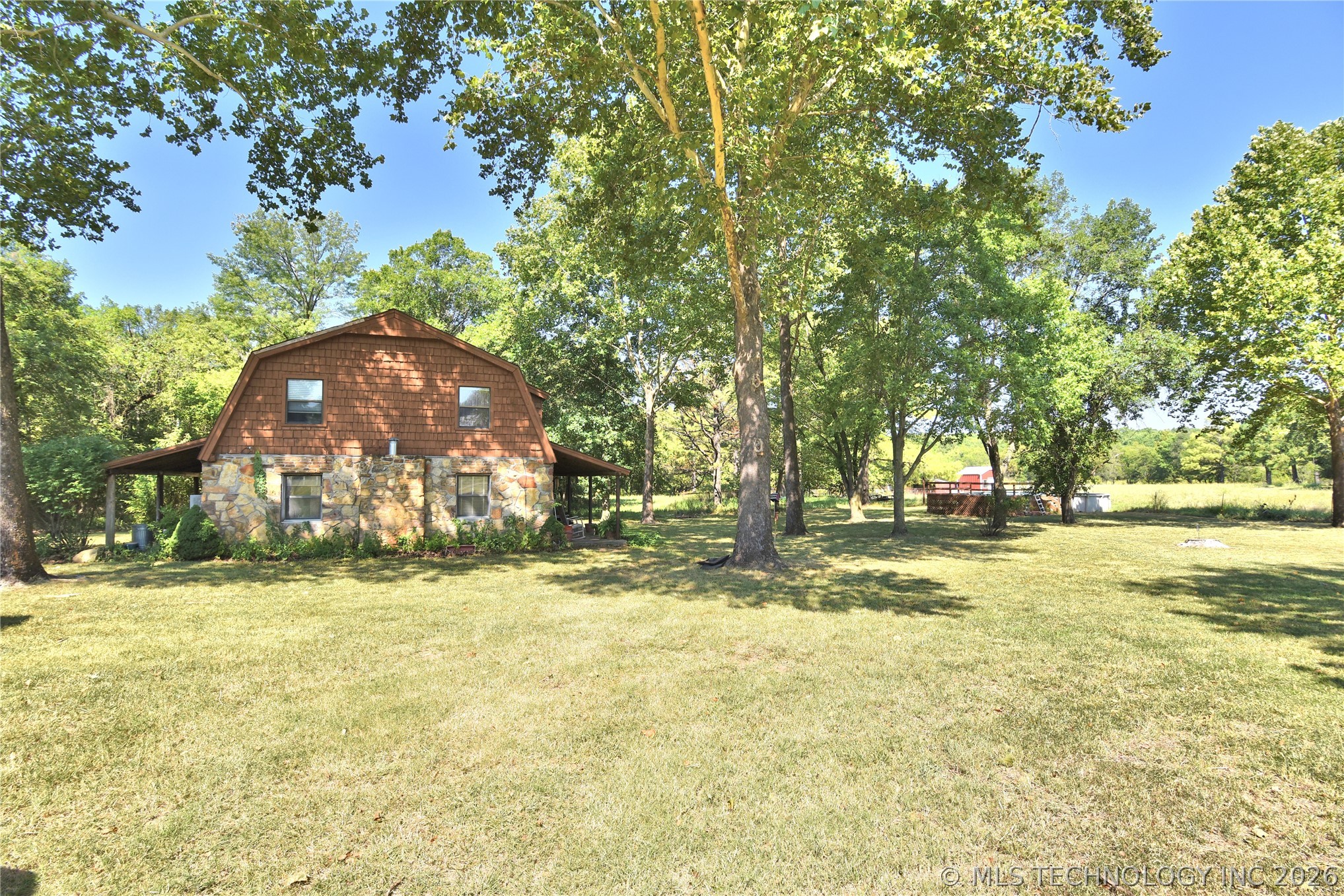 1884 County Road 5535 Property Photo 15