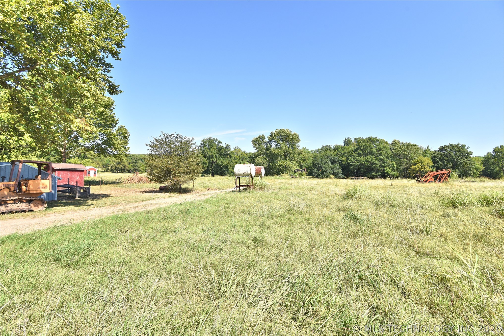 1884 County Road 5535 Property Photo 16