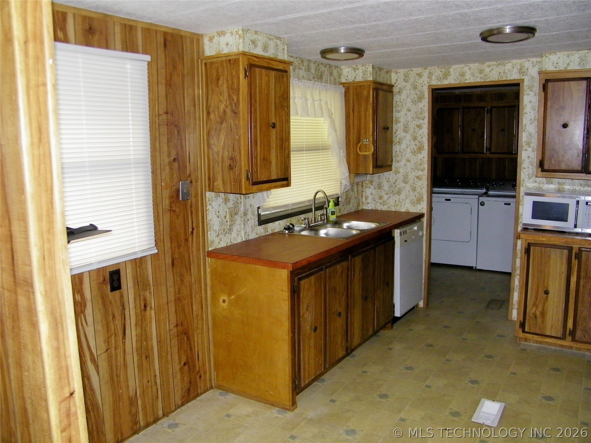 417614 E 1123 Road Property Photo 14