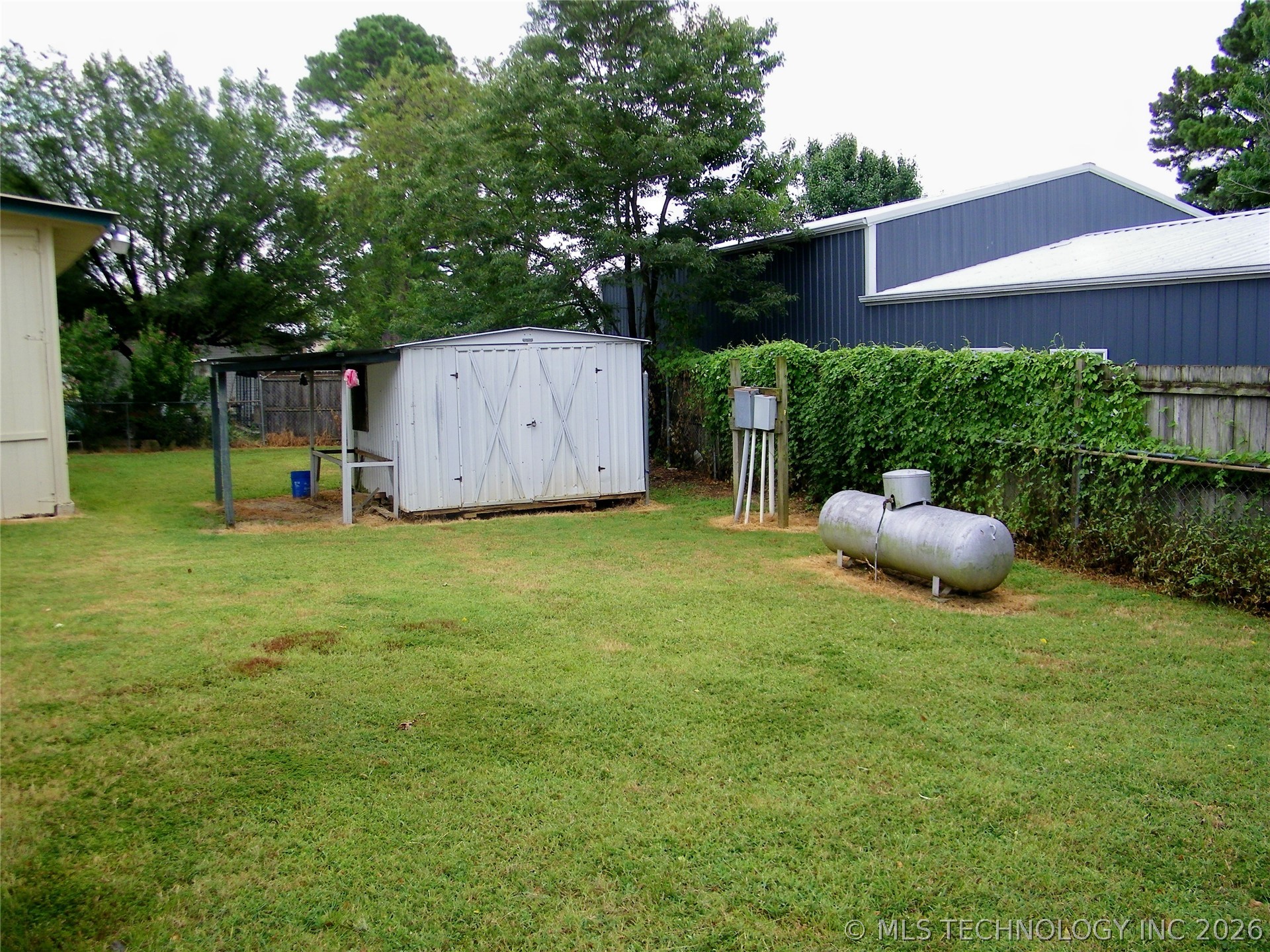 417614 E 1123 Road Property Photo 31