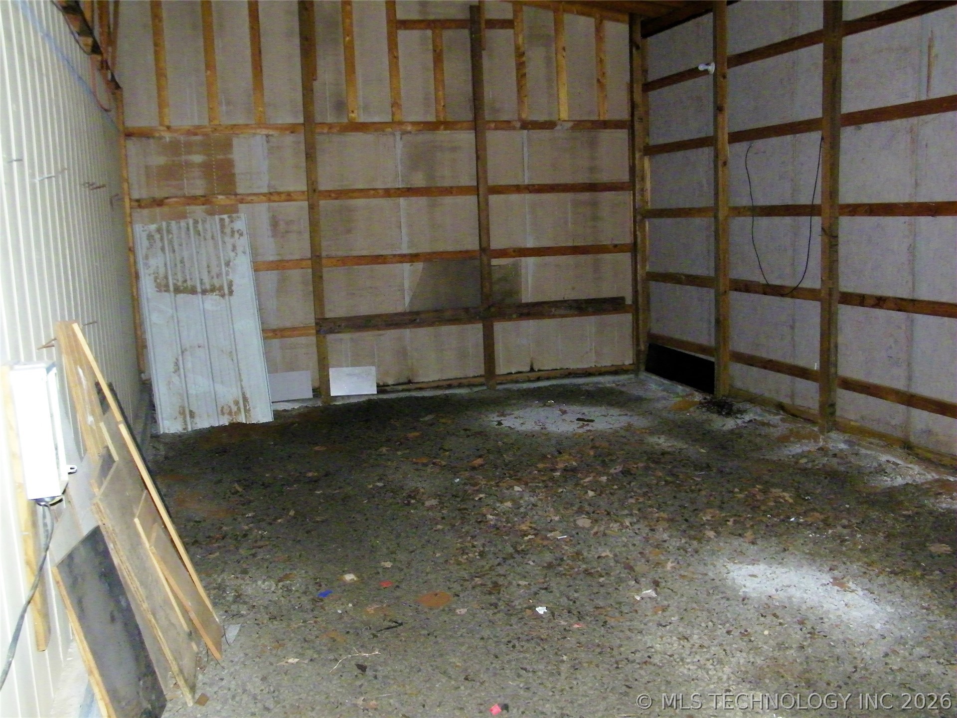 417614 E 1123 Road Property Photo 41