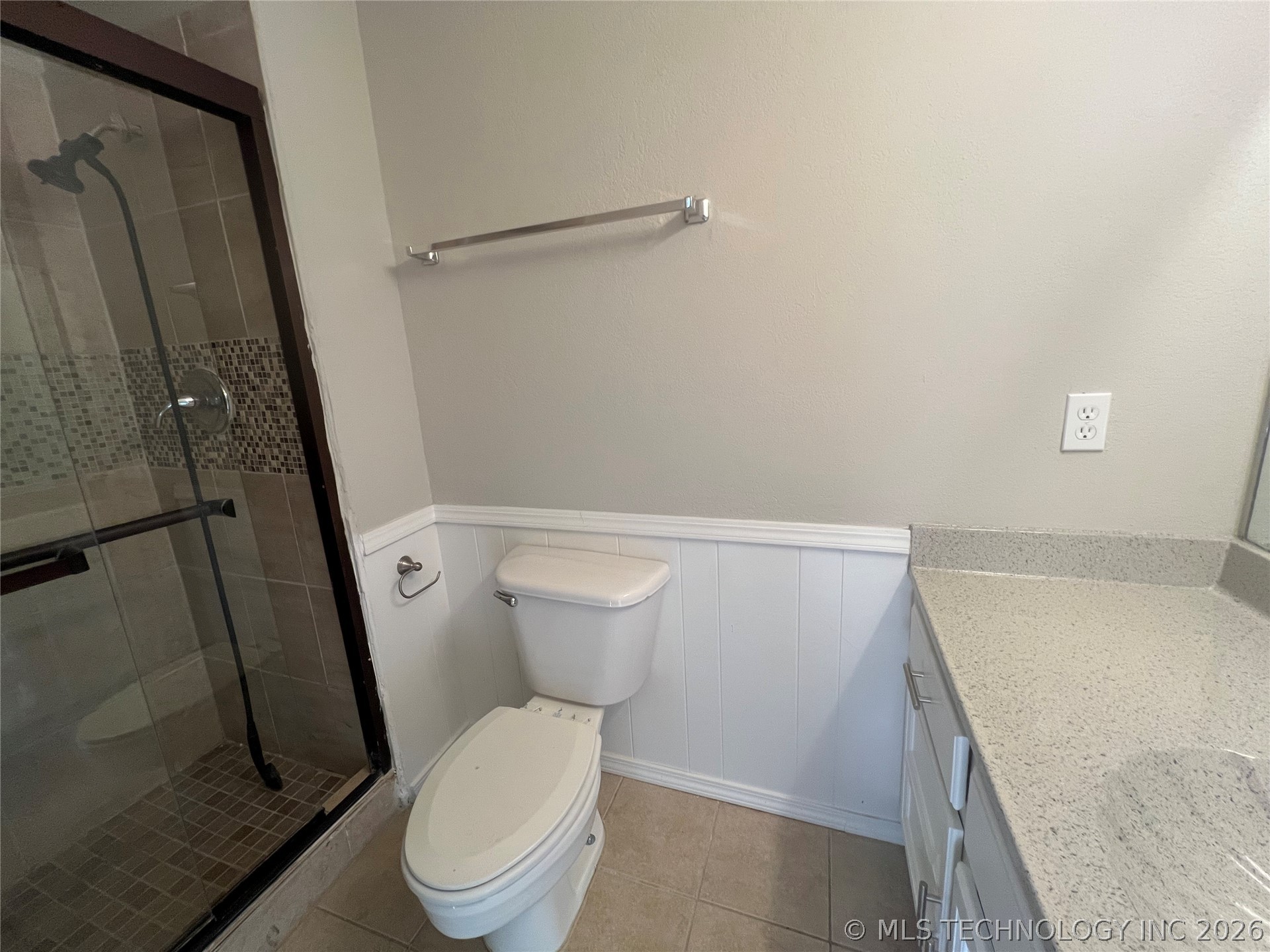 7330 S Canton Avenue Property Photo 4