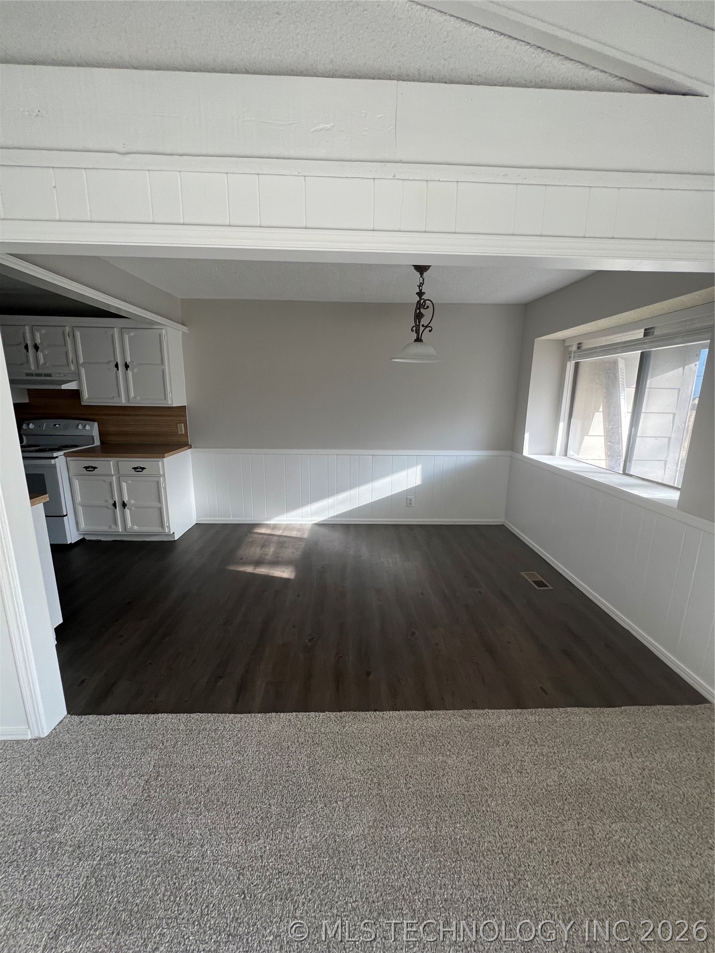 7330 S Canton Avenue Property Photo 15