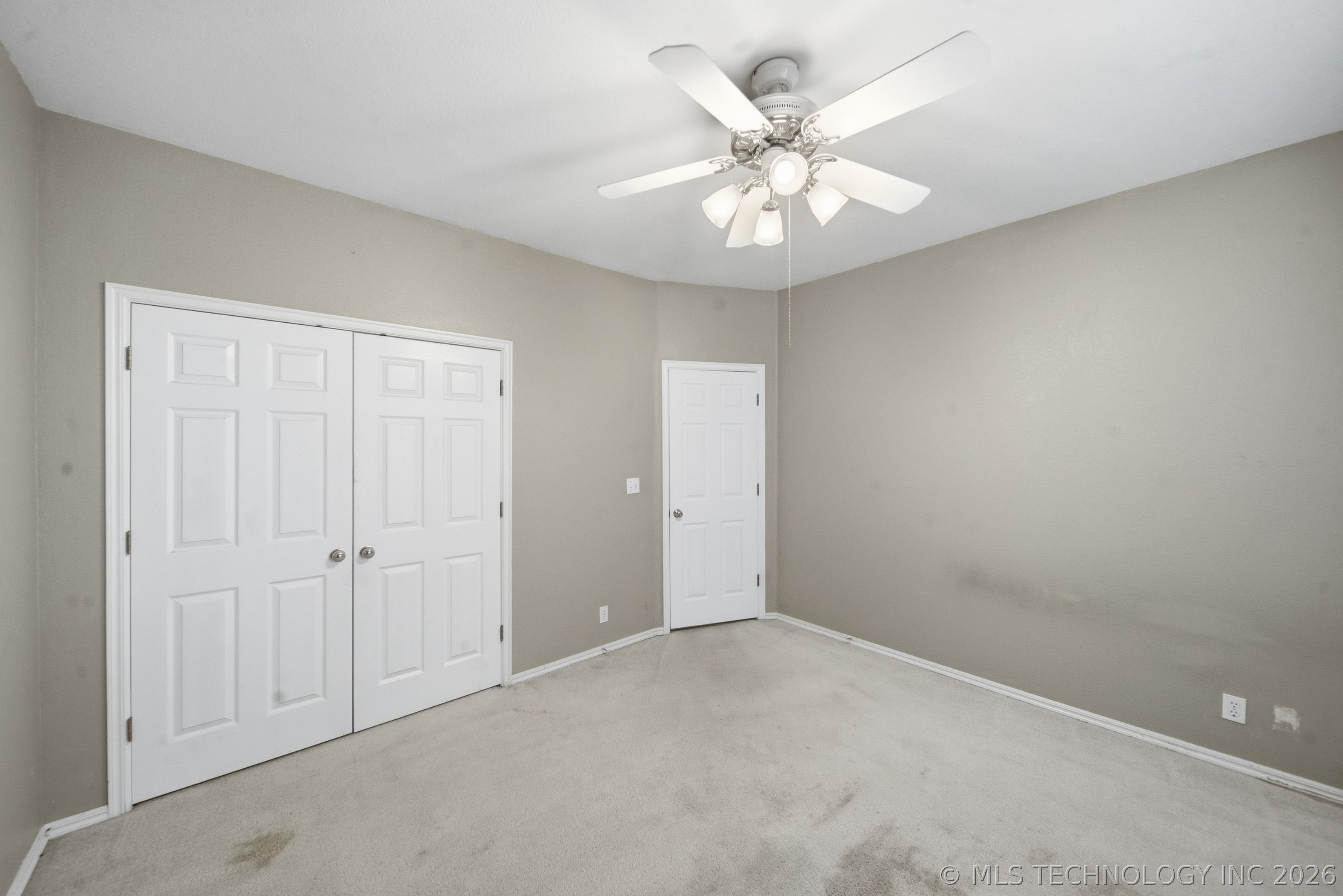 18257 S 132nd East Avenue Property Photo 32