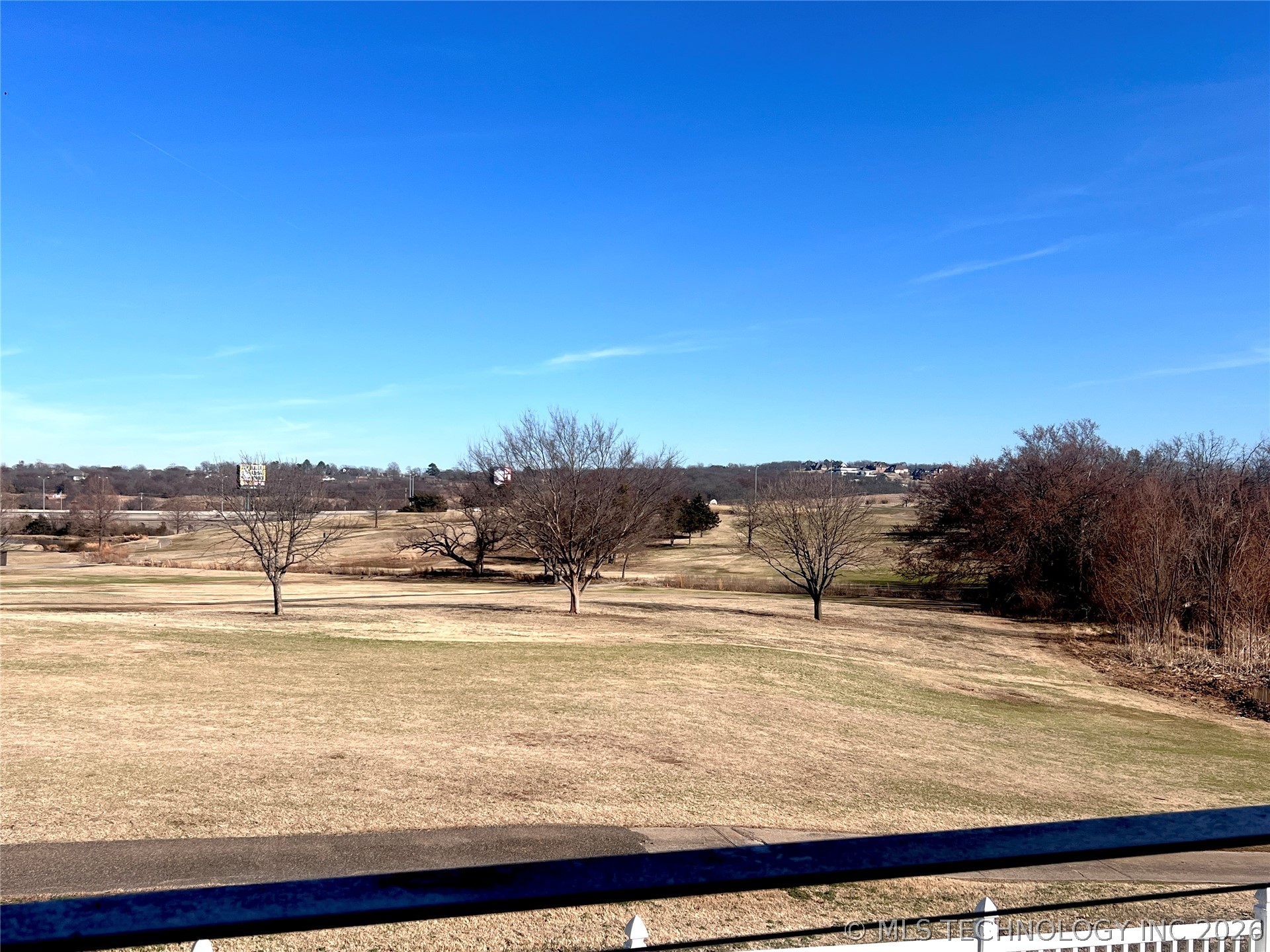 8 Torrey Pines Court Property Photo 6