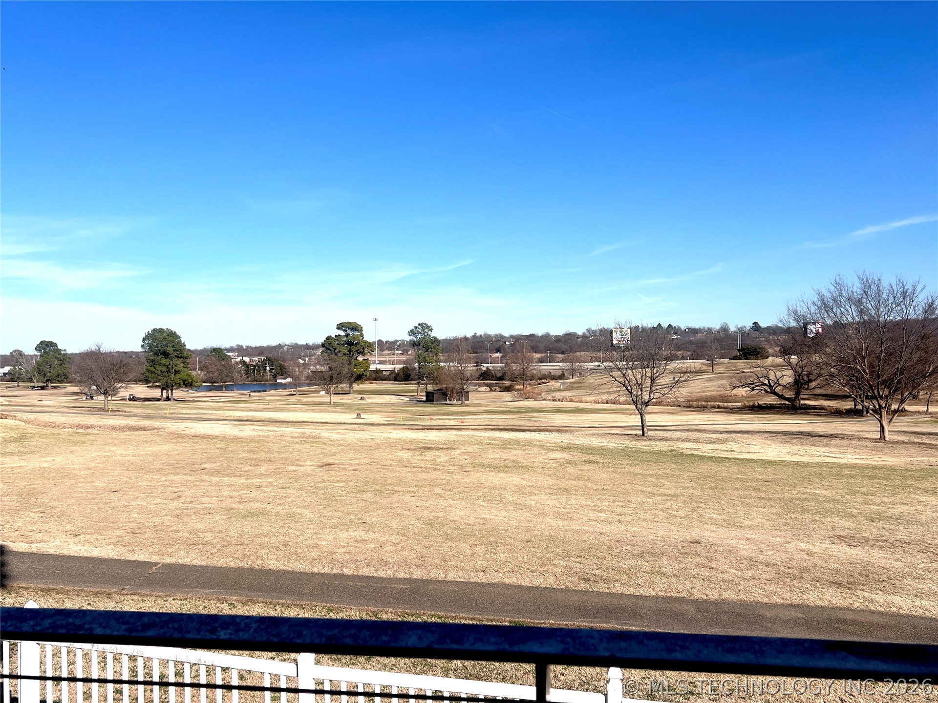 8 Torrey Pines Court Property Photo 7