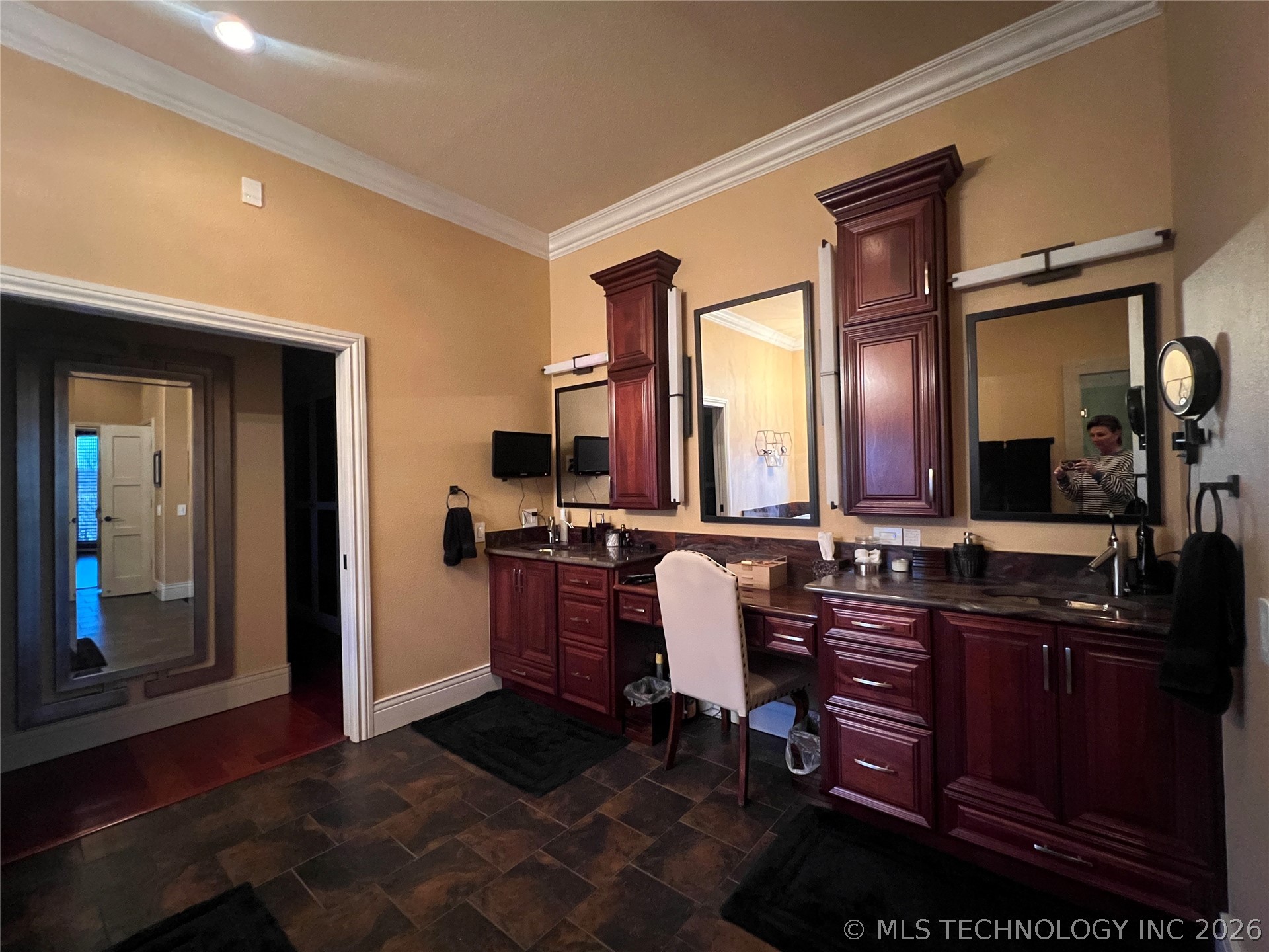 8 Torrey Pines Court Property Photo 25
