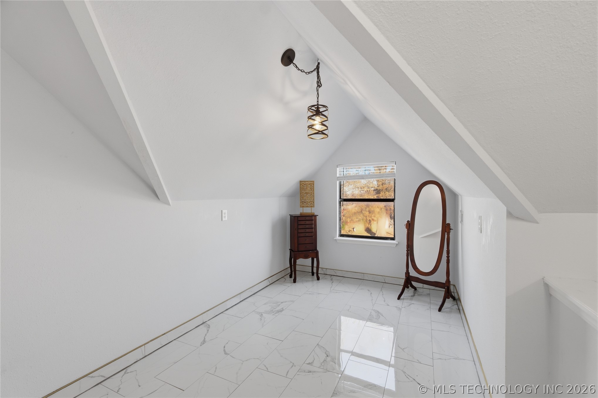 13674 S Maple Street Property Photo 13