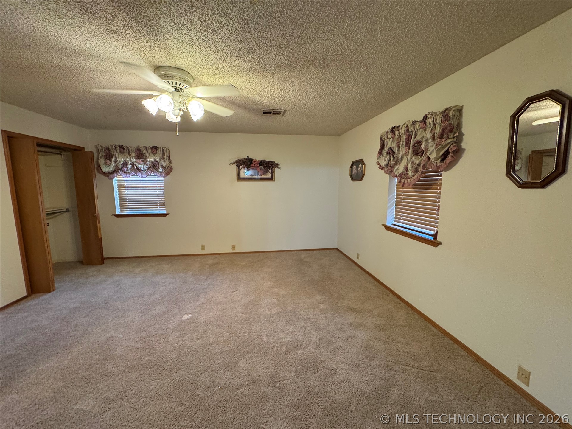500 Garden Lane Property Photo 12