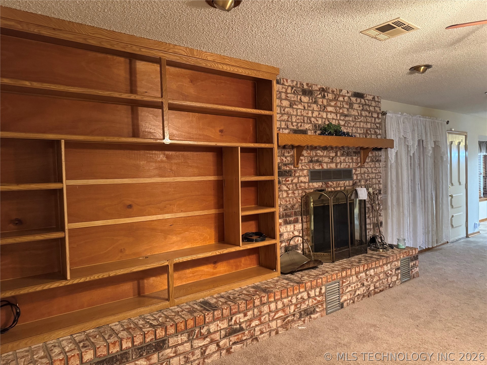 500 Garden Lane Property Photo 16