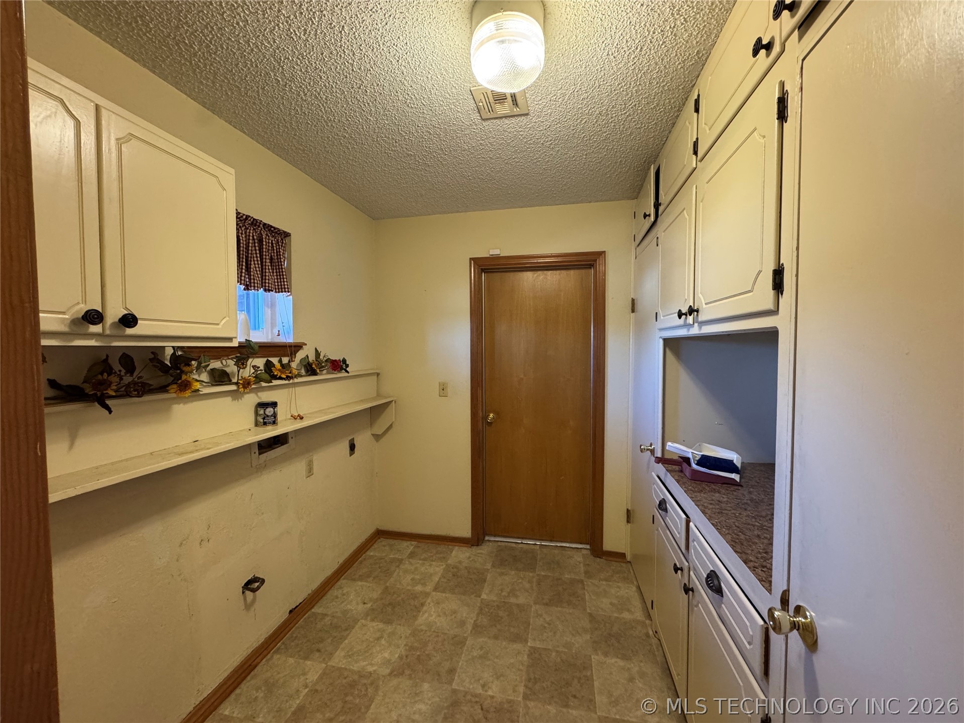 500 Garden Lane Property Photo 23