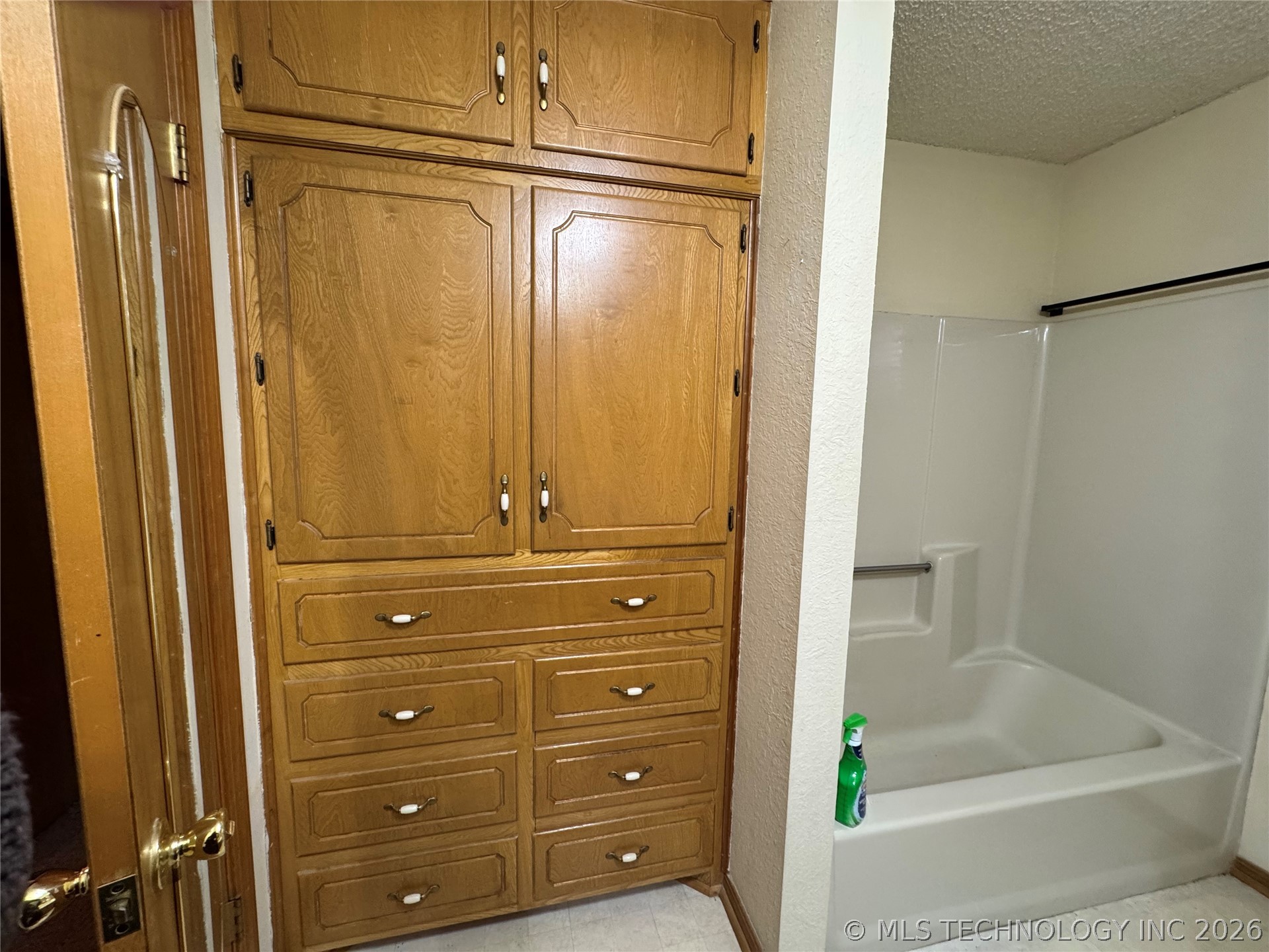 500 Garden Lane Property Photo 28