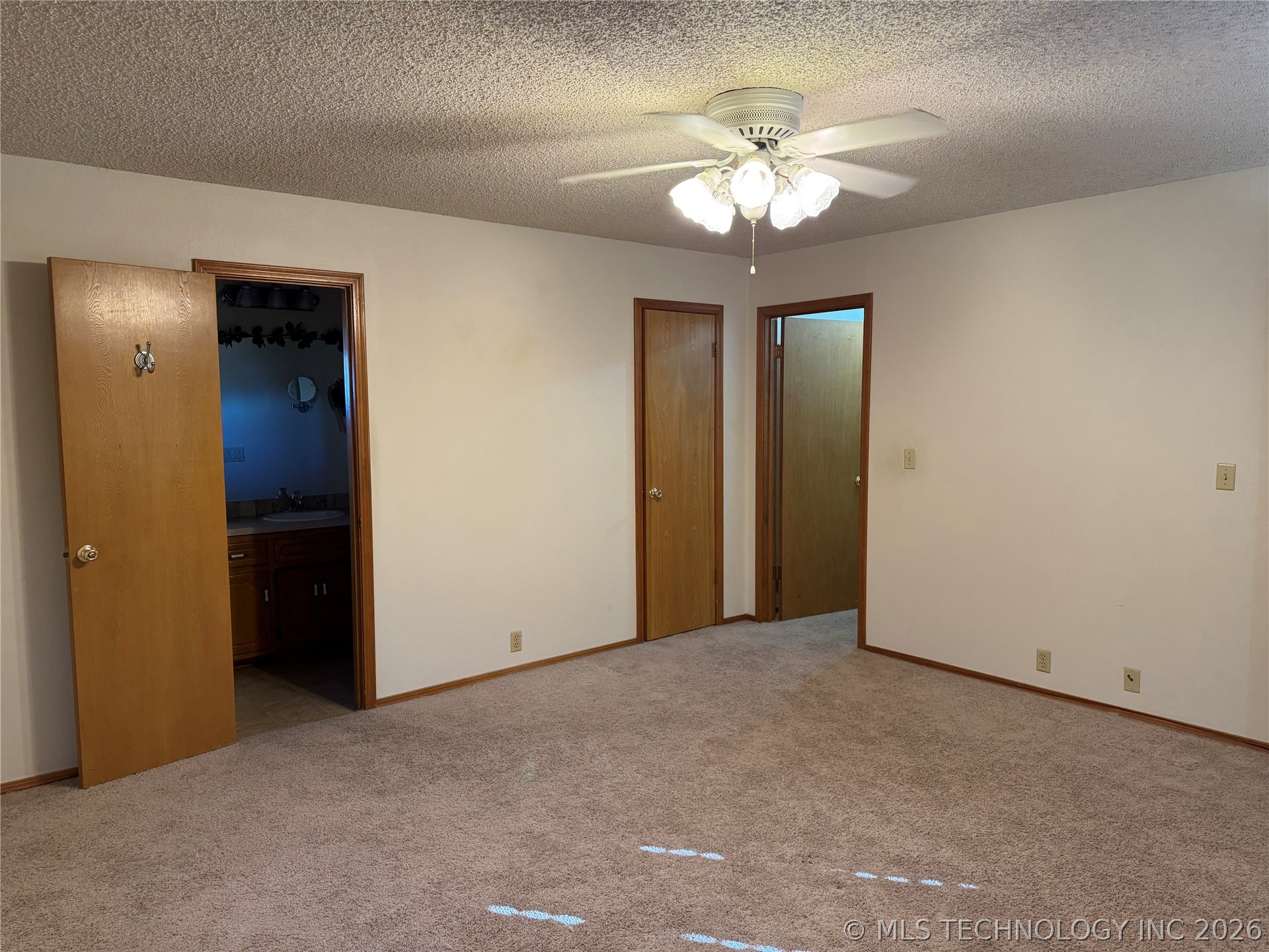 500 Garden Lane Property Photo 40