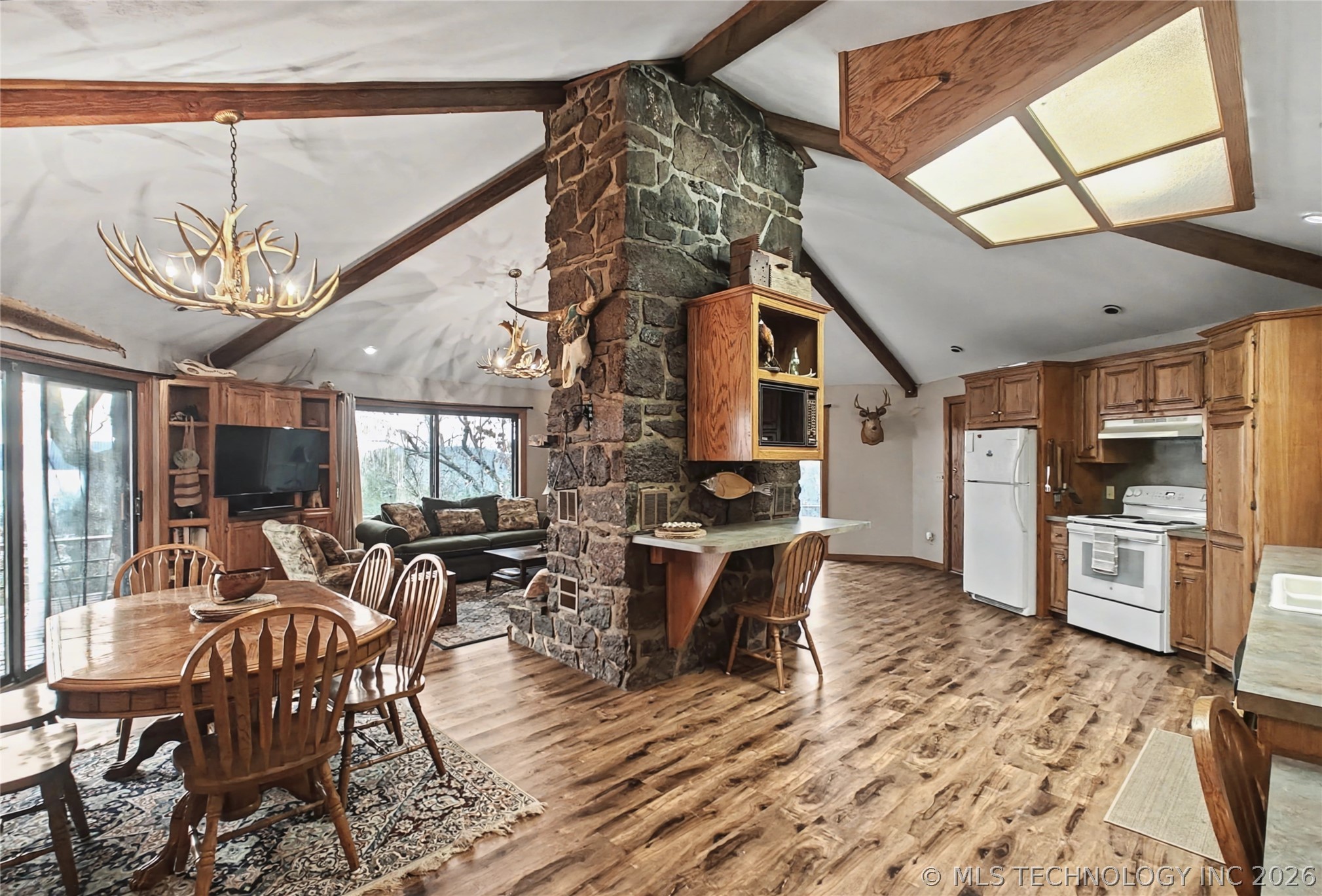 18678 W Sugar Mountain Circle Property Photo 5