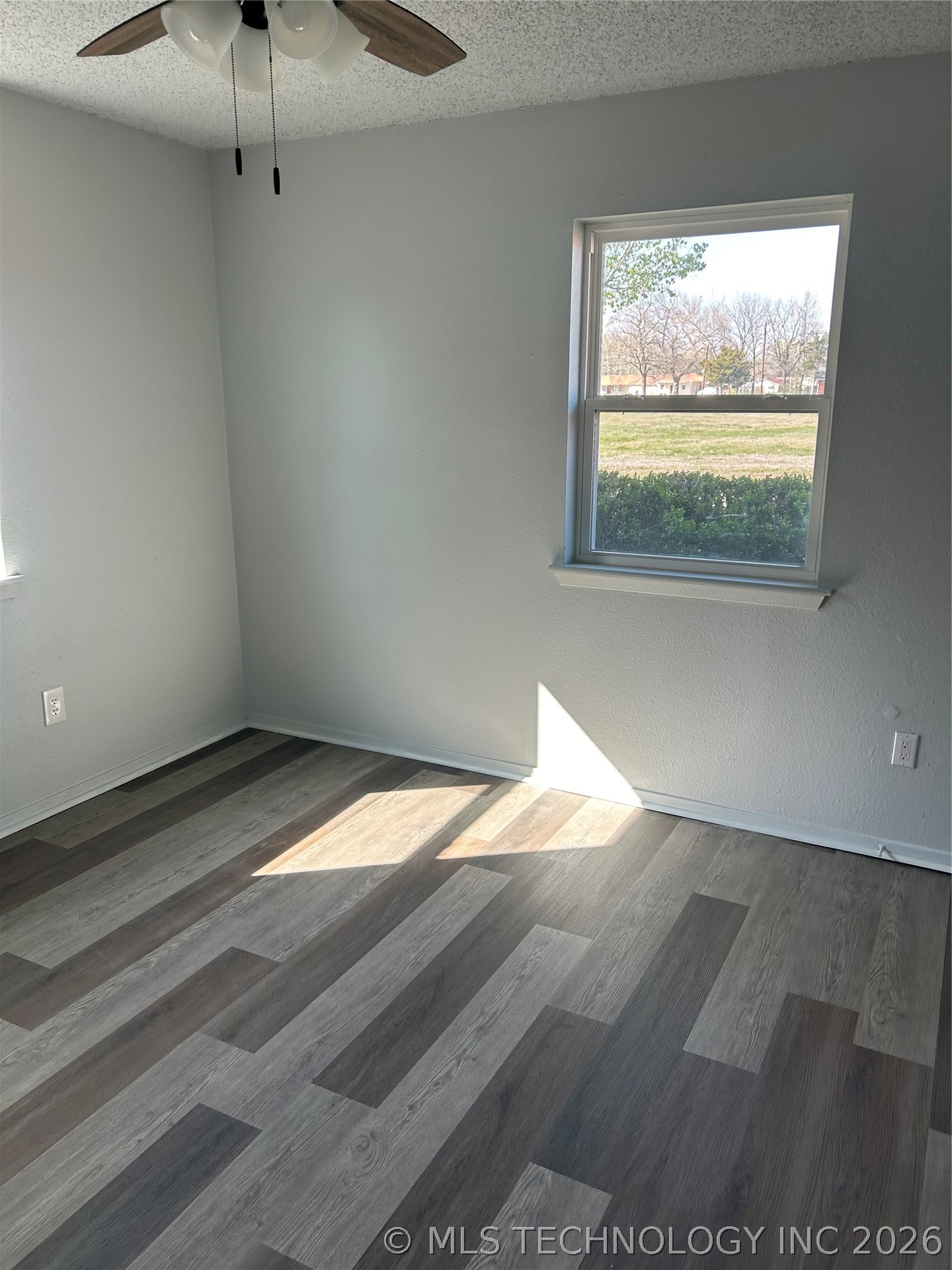 402 F Street Property Photo 5