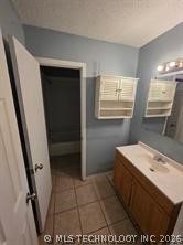 4615 S 85th East Avenue Property Photo 4