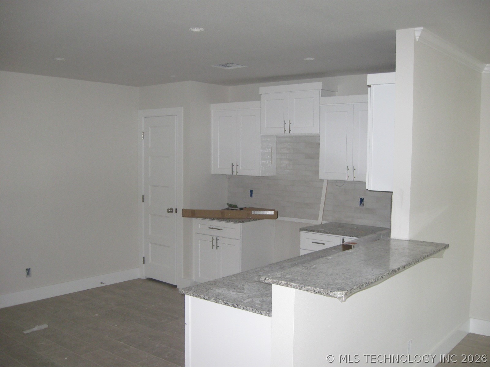 107 S Coo-y-yah Street B Property Photo 3