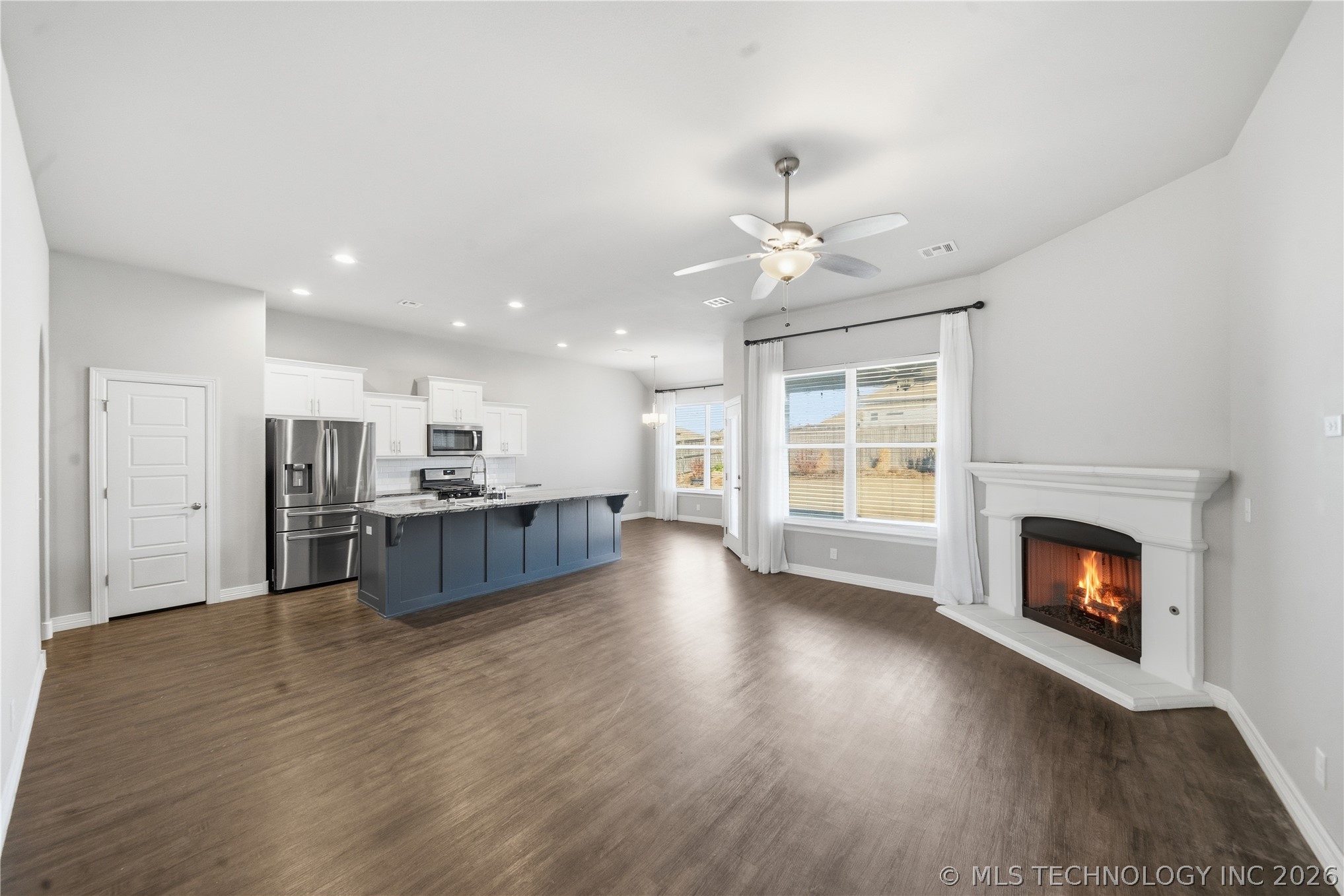 1504 E Mobile Street Property Photo 6
