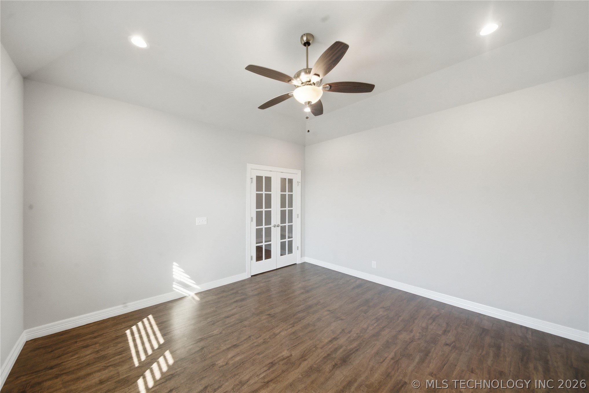 1504 E Mobile Street Property Photo 15