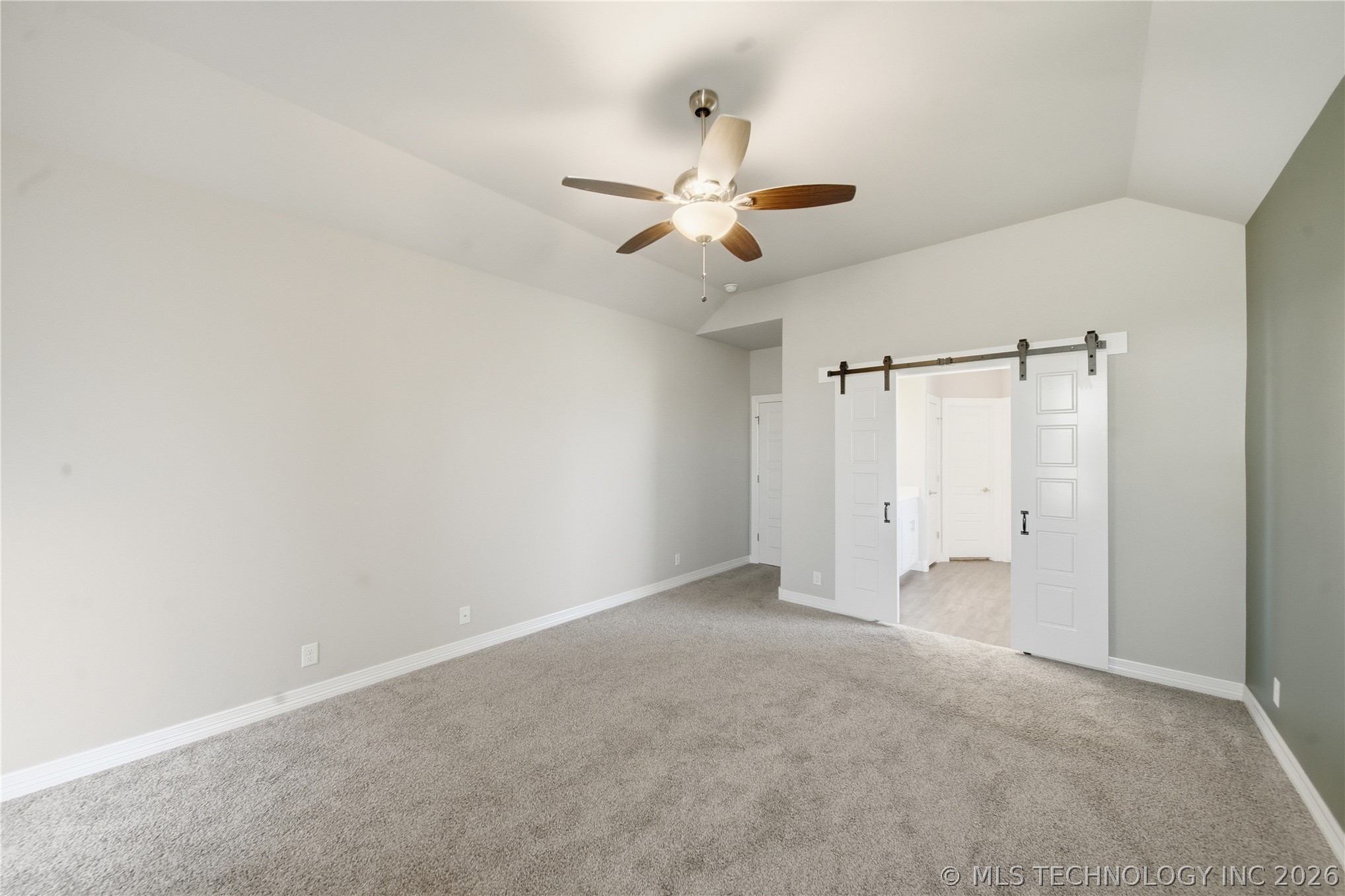 1504 E Mobile Street Property Photo 18