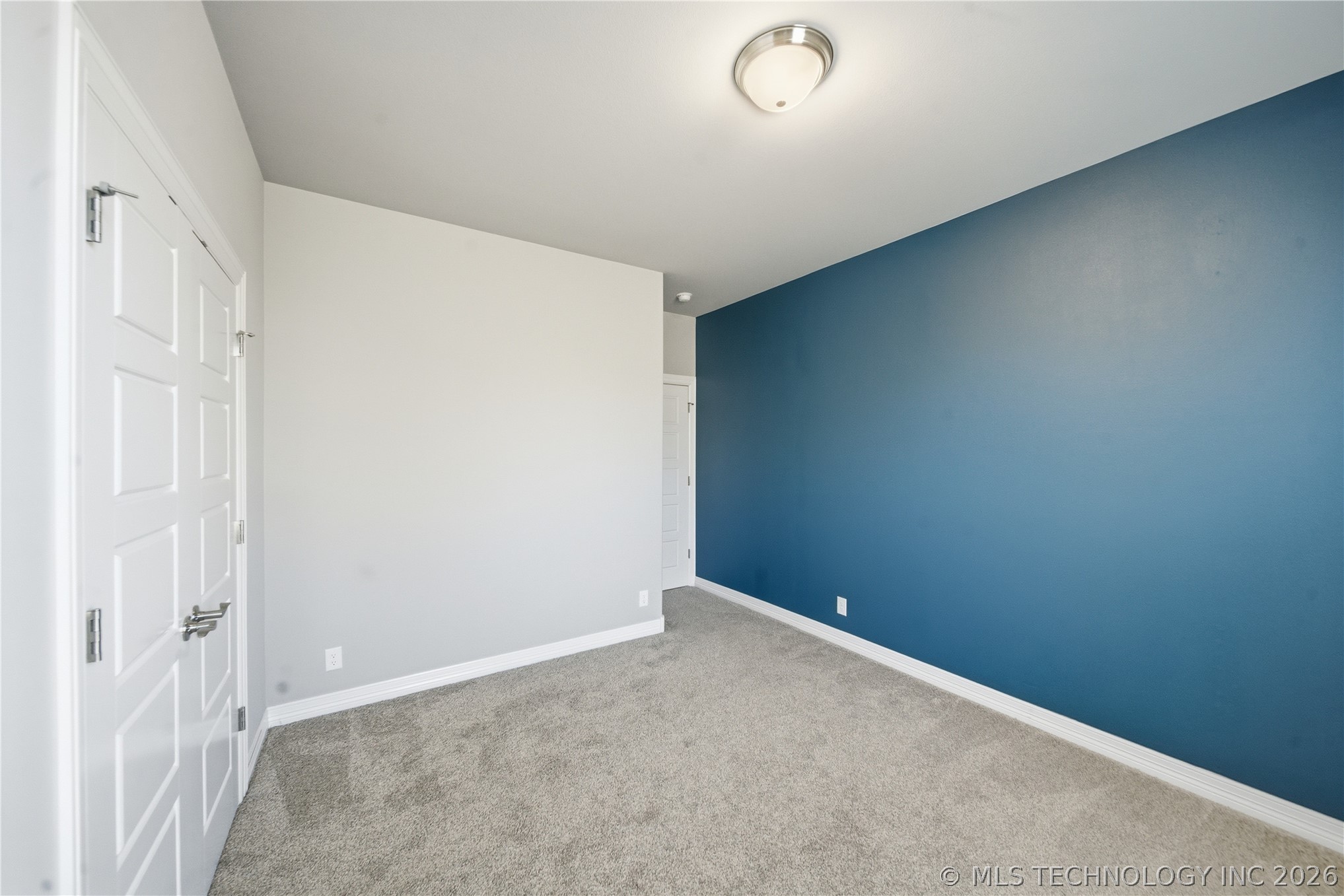 1504 E Mobile Street Property Photo 23