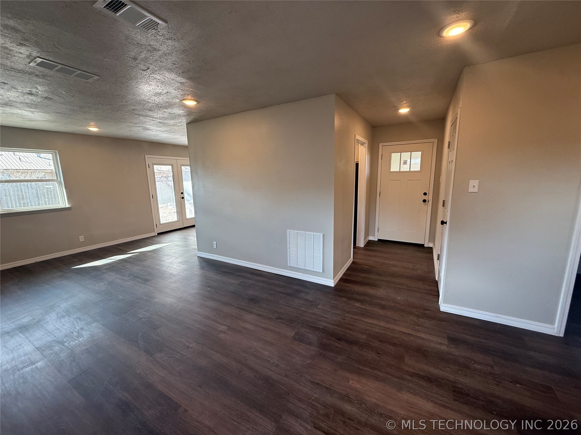 473 N Murray Property Photo 2