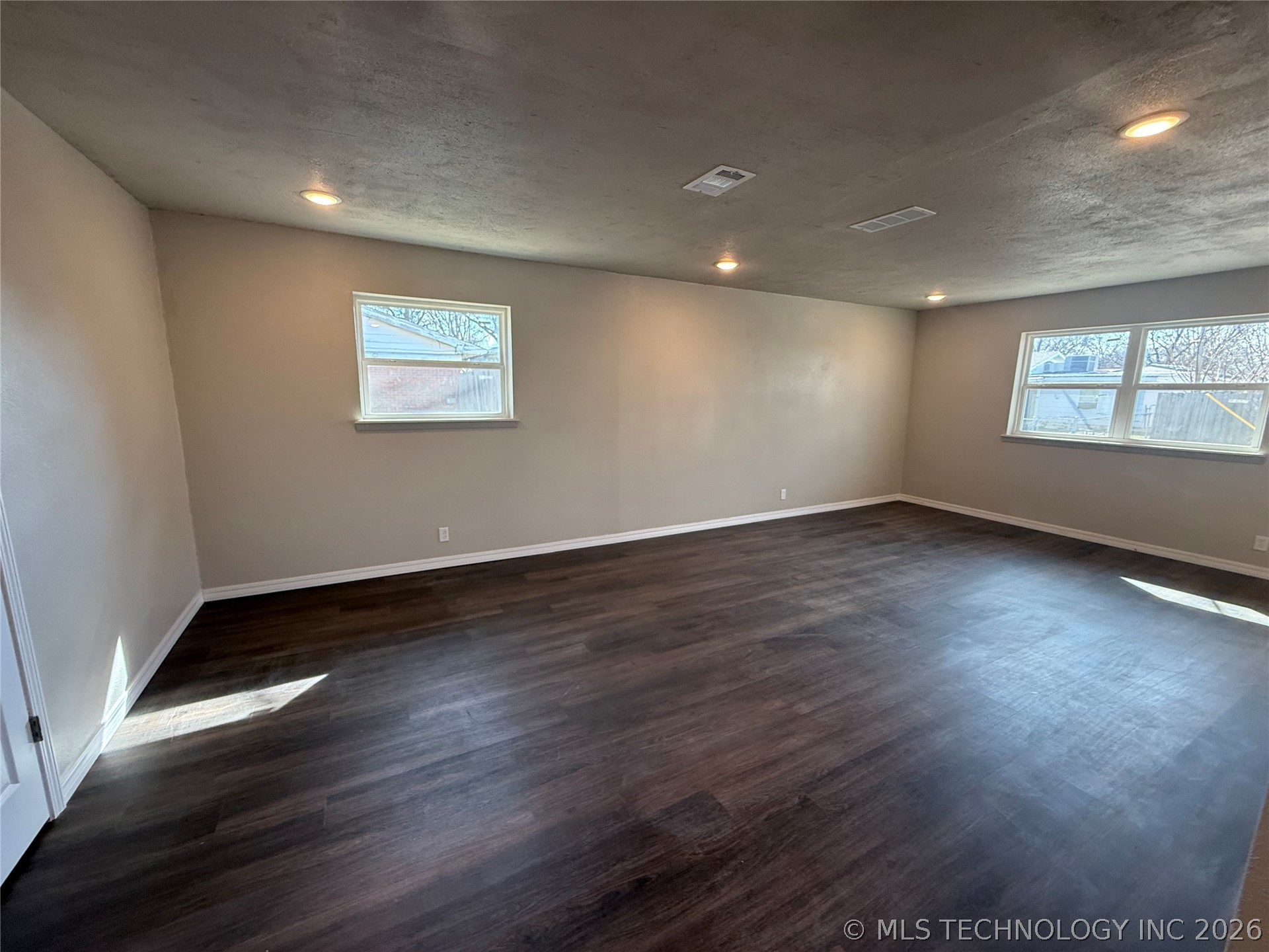 473 N Murray Property Photo 17