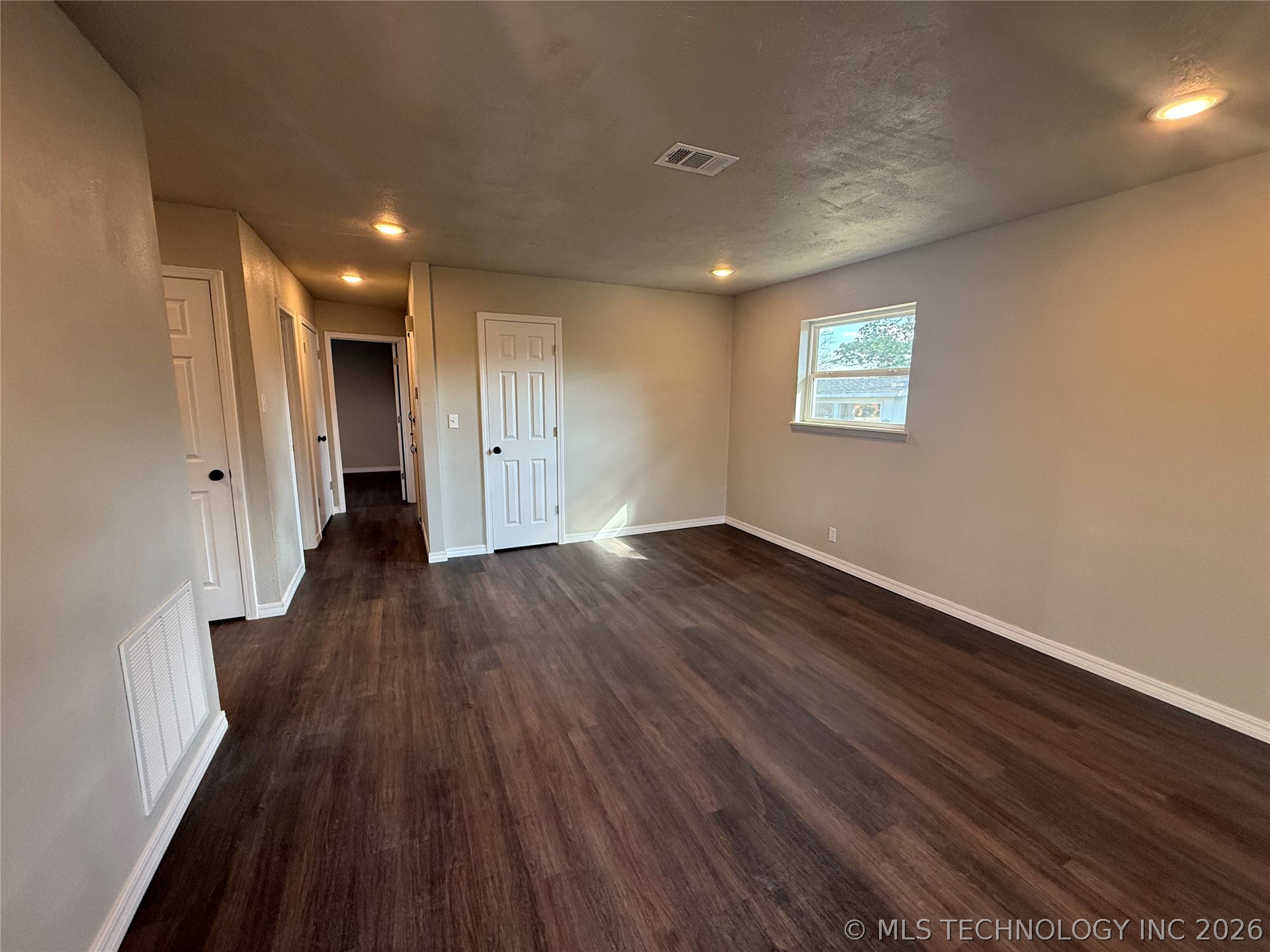 473 N Murray Property Photo 18