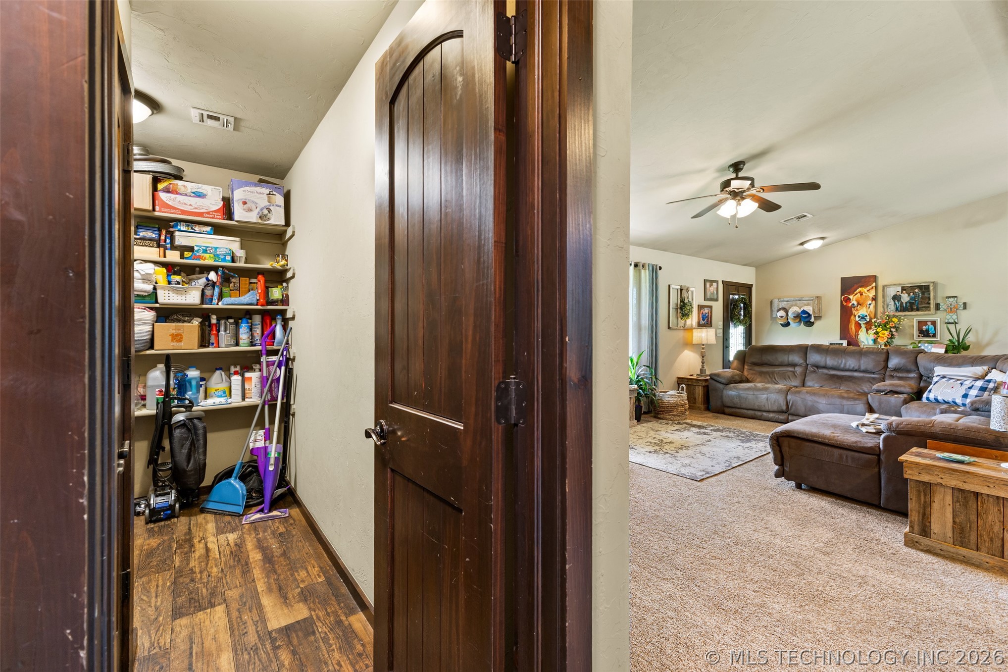 16537 County Road 3720 Property Photo 17