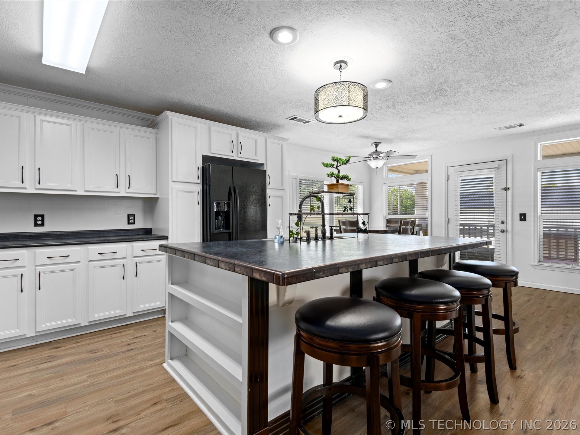 705 Palmer Avenue Property Photo 11