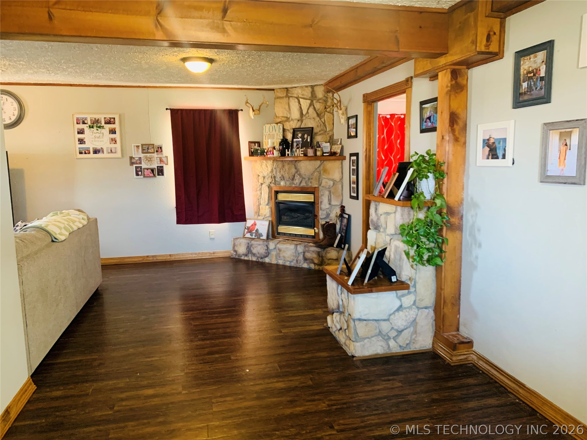 2405 W Chicken Fight Road Property Photo 14
