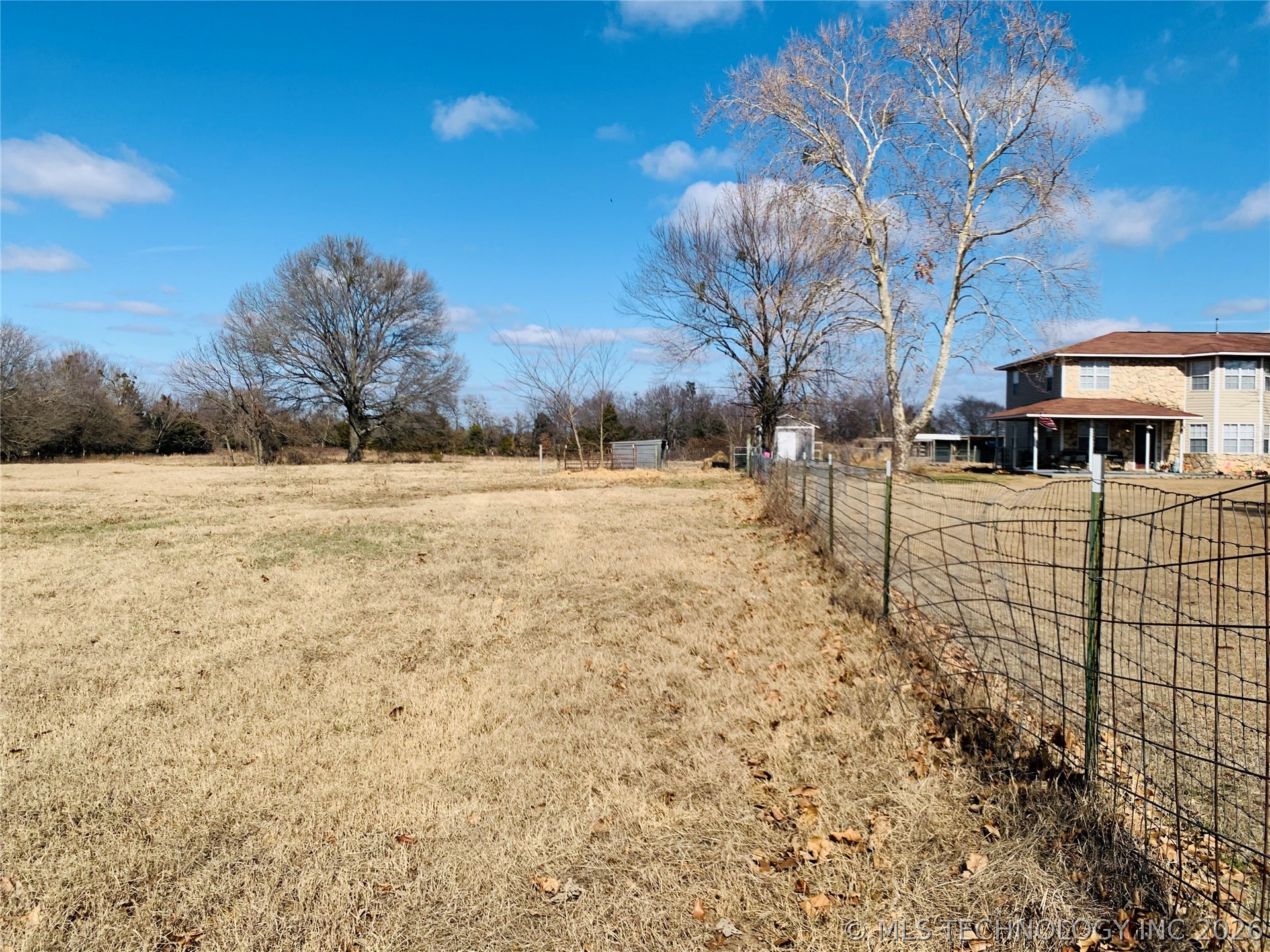 2405 W Chicken Fight Road Property Photo 46