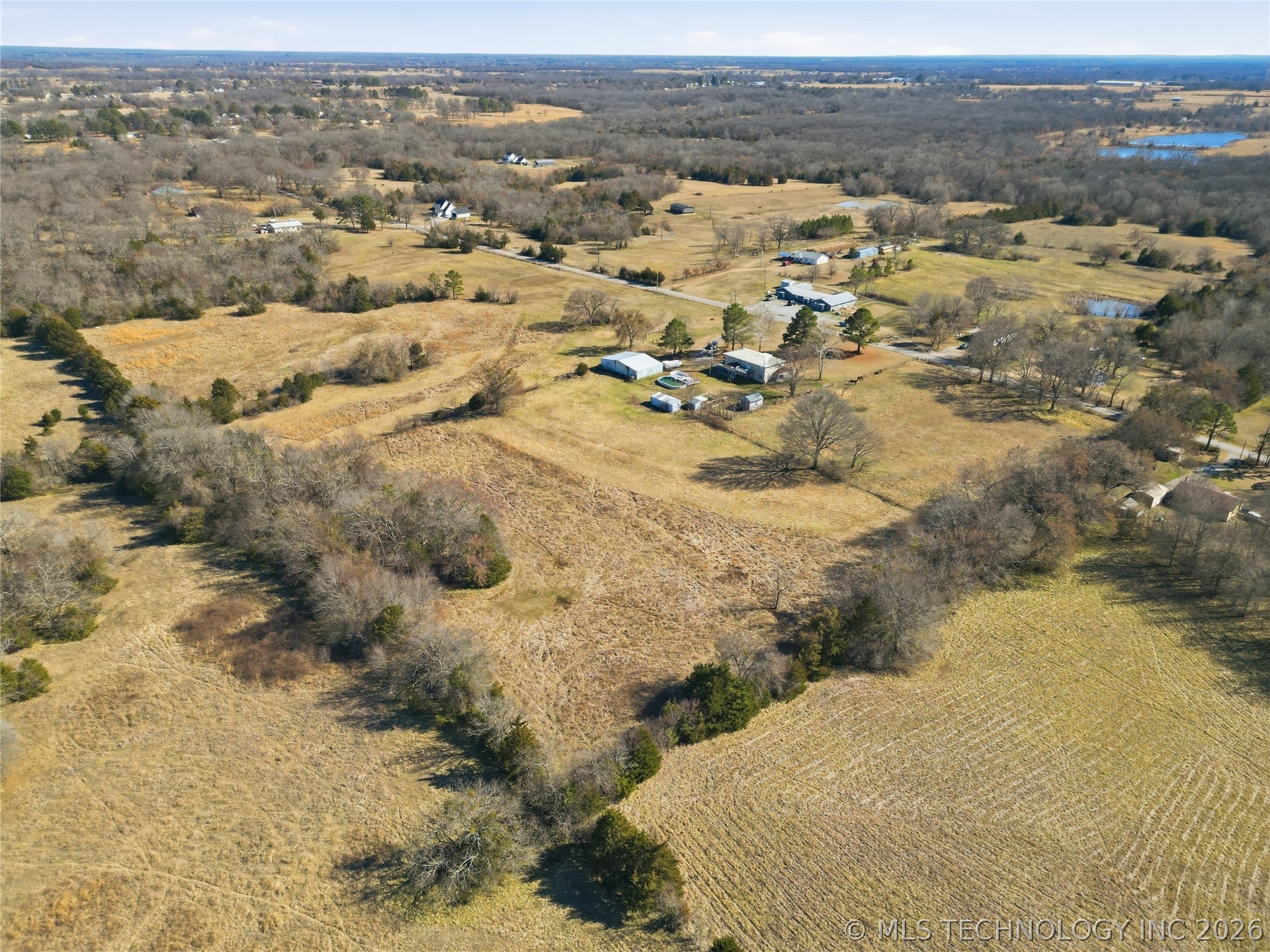2405 W Chicken Fight Road Property Photo 55