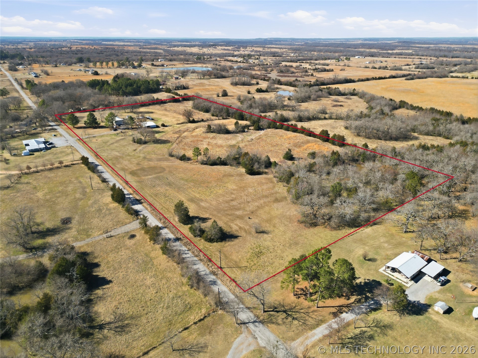 2405 W Chicken Fight Road Property Photo 61