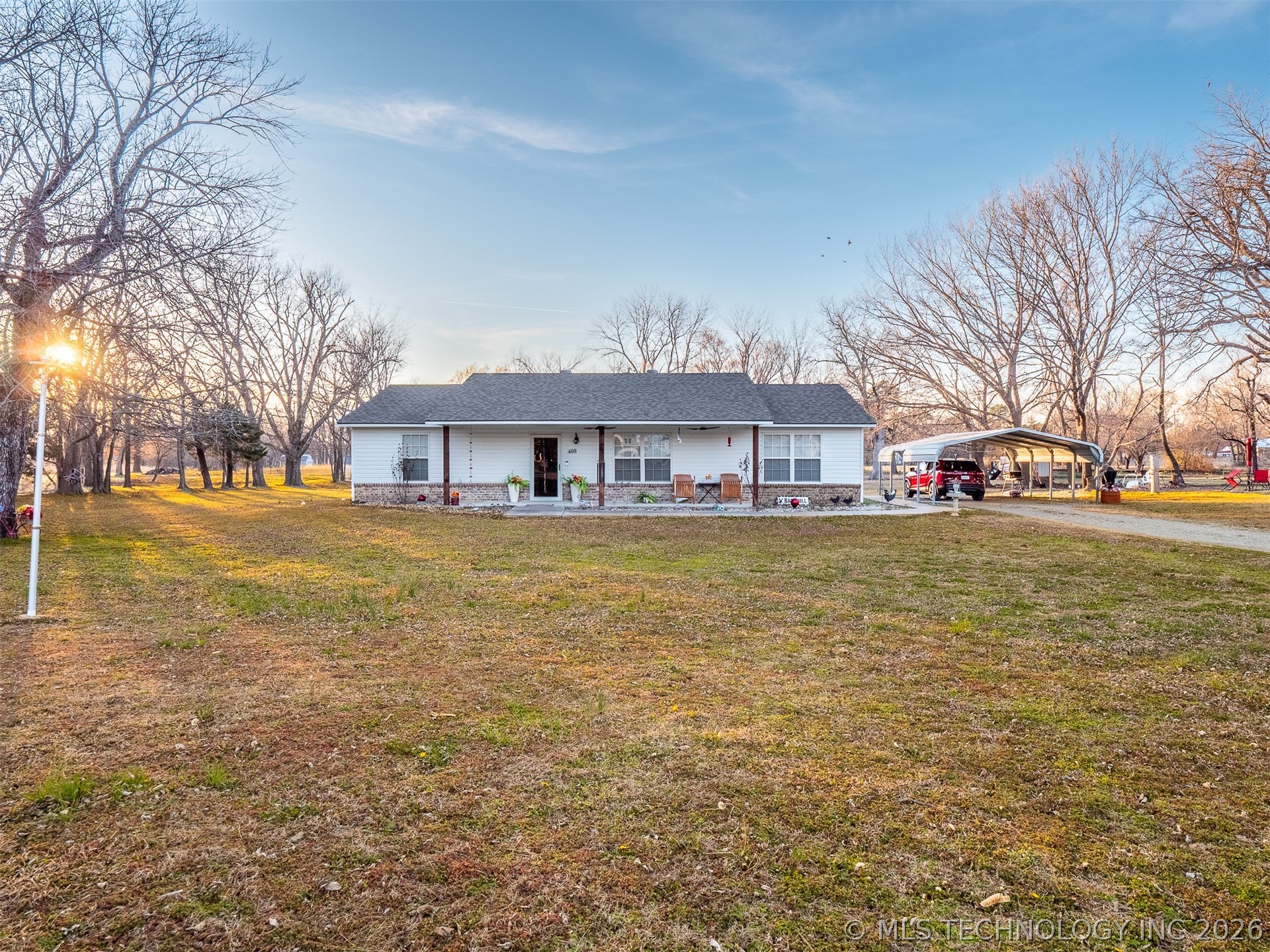 408 S 10th Property Photo 1