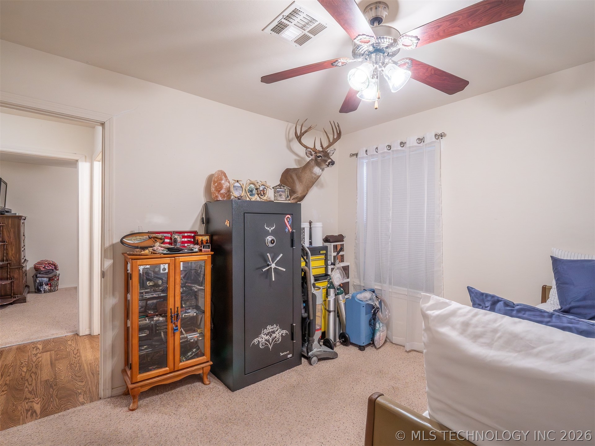 408 S 10th Property Photo 21