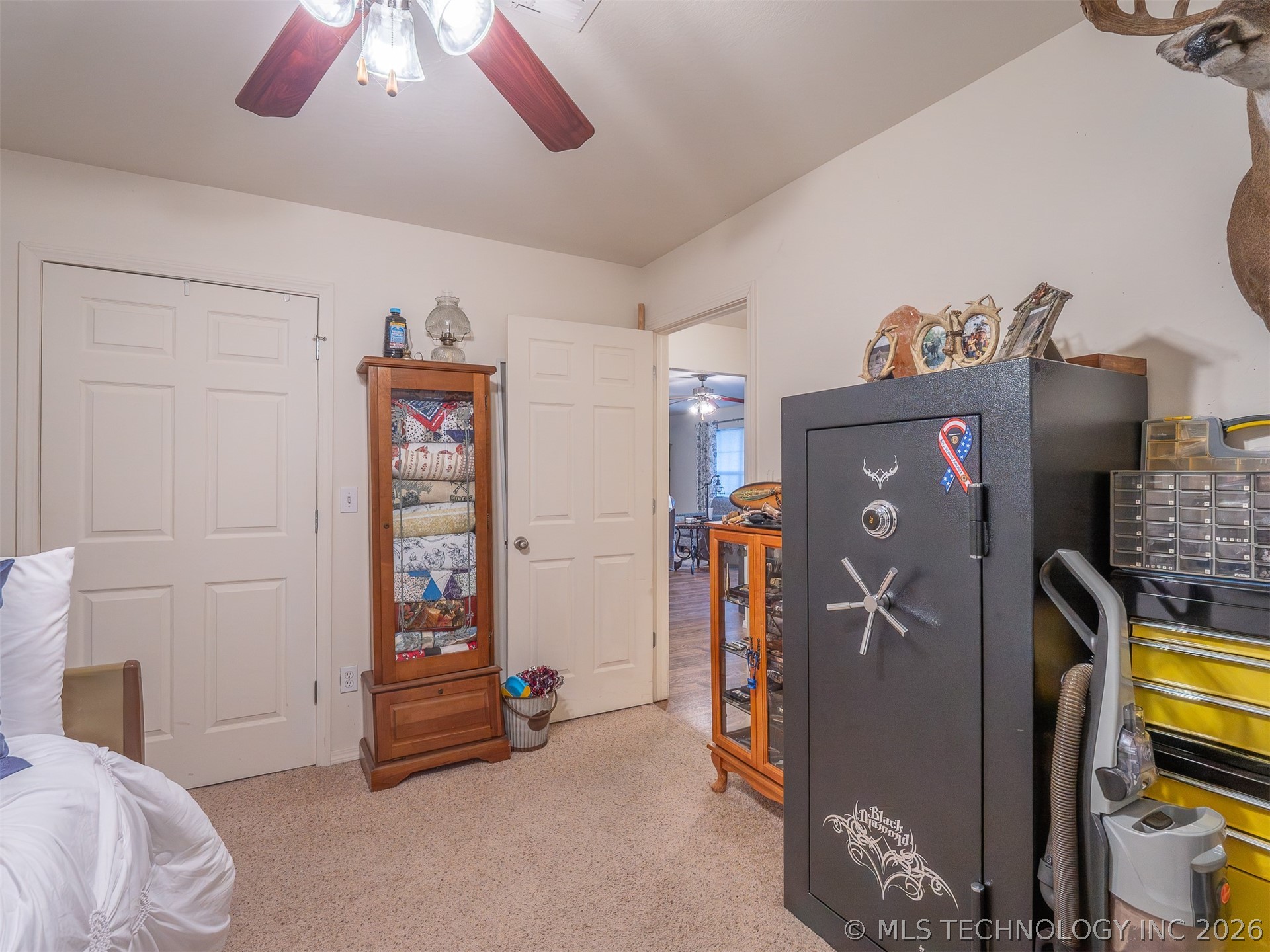 408 S 10th Property Photo 22